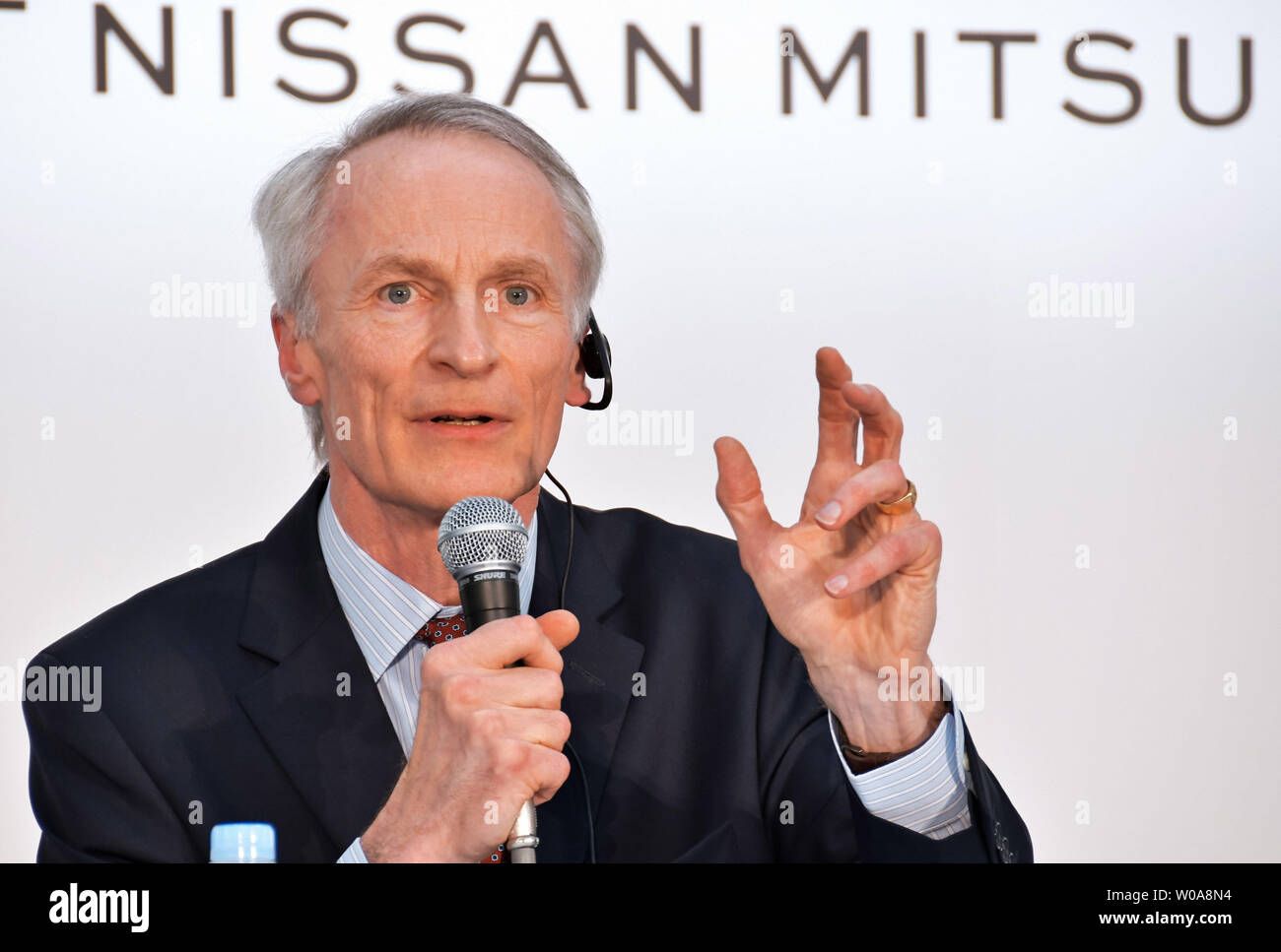 Renault Président Jean-Dominique parle lors d'une conférence de presse commune à l'administration centrale de Nissan à Yokohama, Japon, Kanagawa-Prefecture le 12 mars, 2019.Photo de Keizo Mori/UPI Banque D'Images