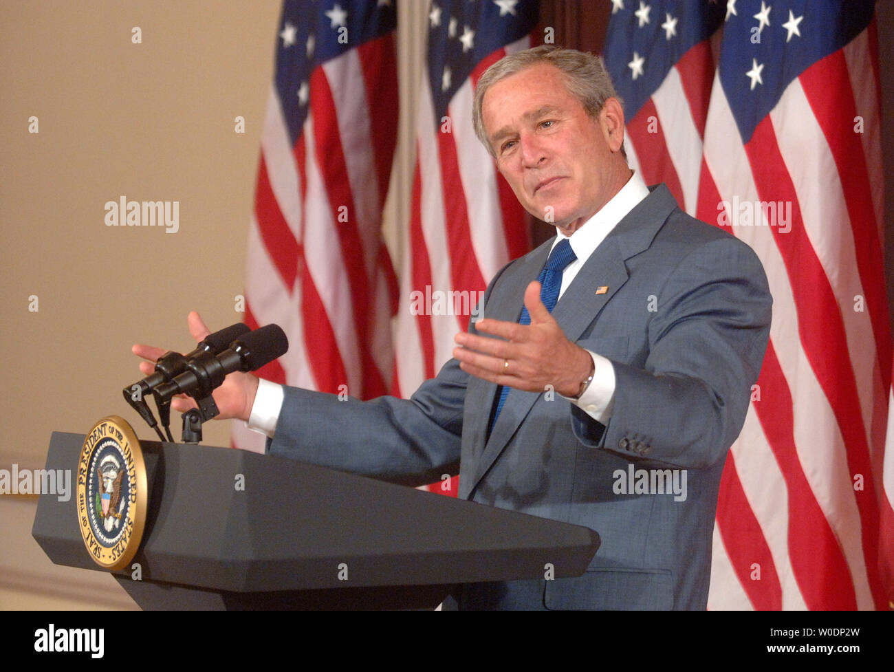Le président américain George W. Bush prononce une allocution sur la réforme de l'immigration à l'Eisenhower Executive Office Building à Washington le 26 juin 2007. (UPI Photo/Kevin Dietsch) Banque D'Images