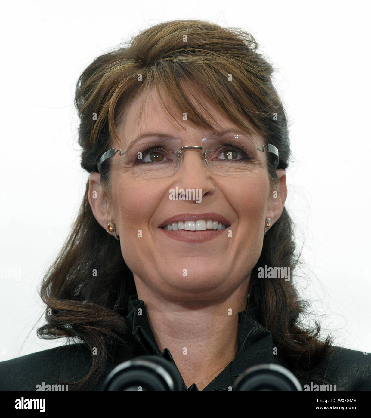 Candidat républicain à la vice-présidence du gouvernement de l'Alaska. Campagnes de Sarah Palin pour elle-même et candidat républicain le sénateur John McCain (AZ) à un rassemblement à Leesburg, en Virginie, le 27 octobre 2008. (Photo d'UPI/Roger L. Wollenberg) Banque D'Images