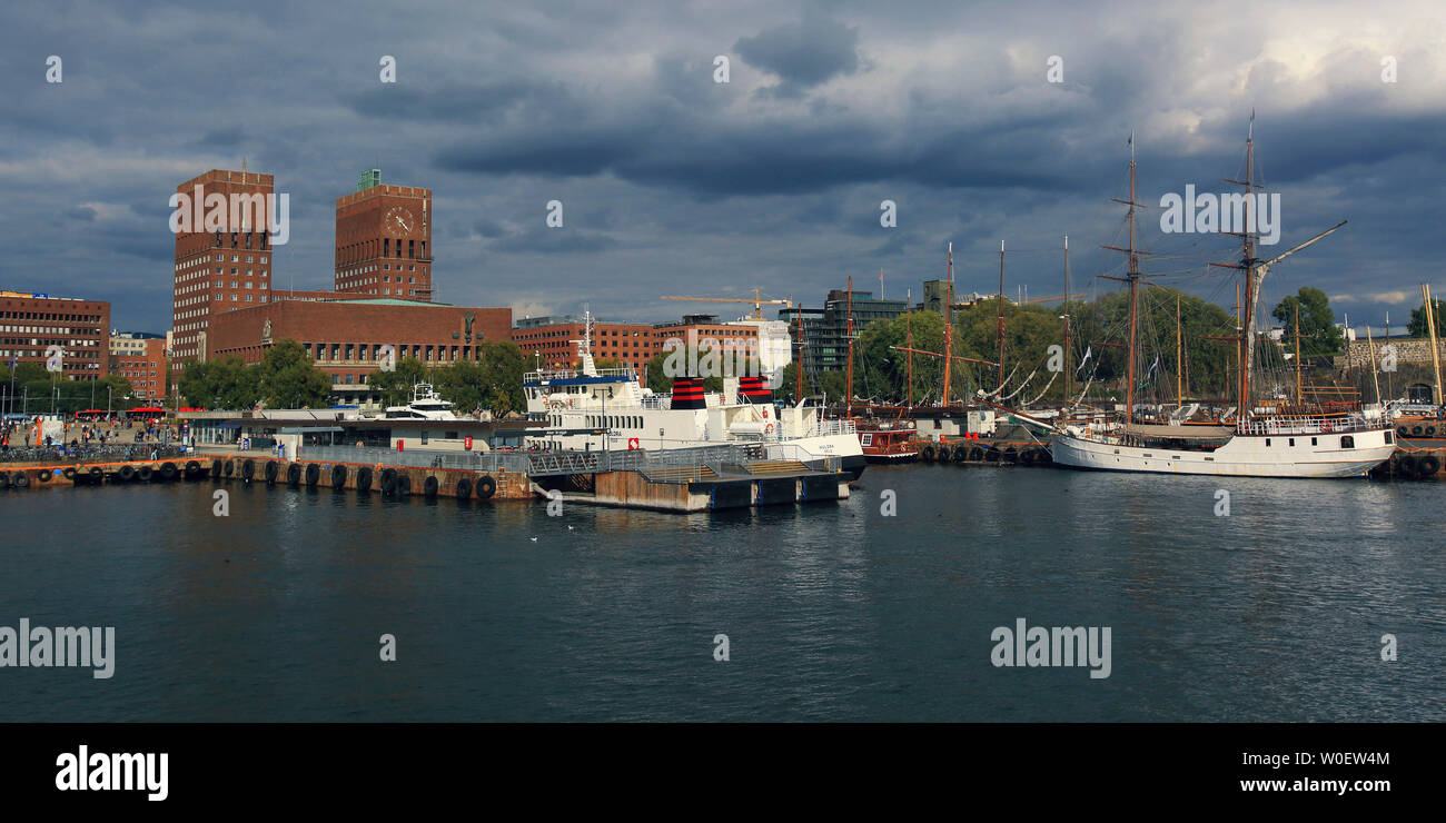 L'Europe, la Norvège, Nordland, Oslo, Oslo Fjord. L'hôtel de ville Banque D'Images