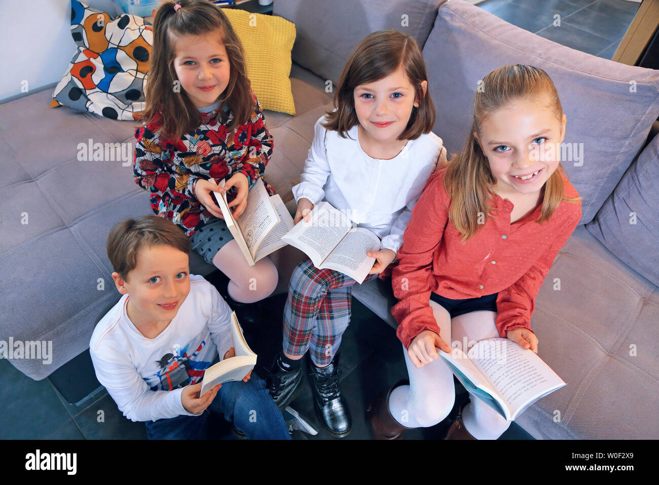 Lecture des enfants Banque D'Images