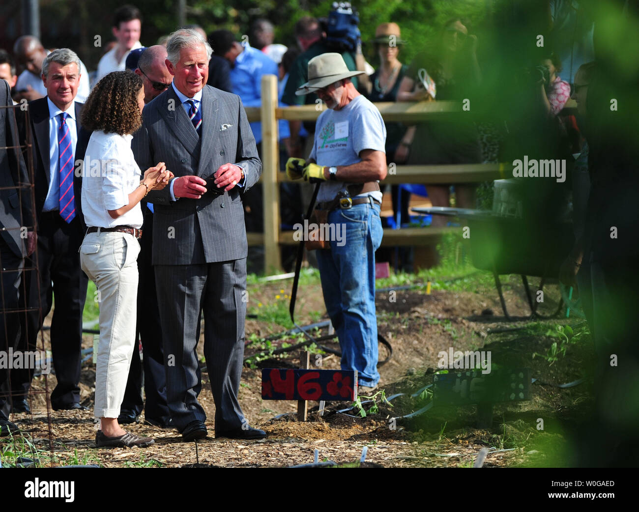 Le Prince Charles de Grande-Bretagne est donné un tour de ville bien commun ferme à Washington, D.C. le 3 mai 2011. UPI/Kevin Dietsch Banque D'Images