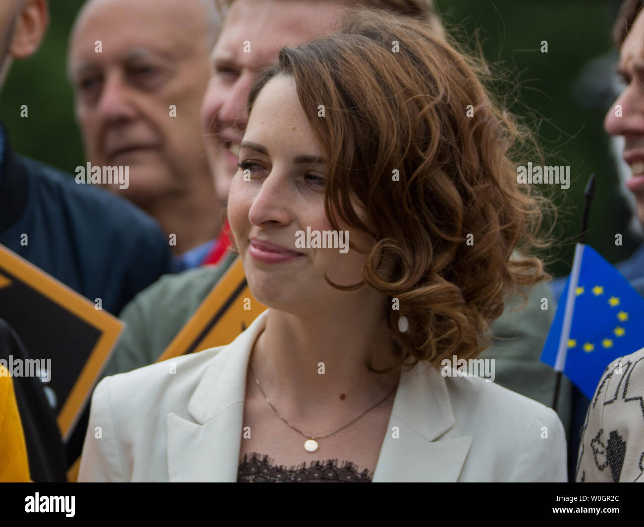 Vince Cable est rejoint par la partie trois nouveaux députés à Londres pour célébrer le meilleur résultat des élections européennes dans l'histoire du parti. Comprend : Luisa Porritt Où : London, Royaume-Uni Quand : 27 mai 2019 Credit : Wheatley/WENN Banque D'Images