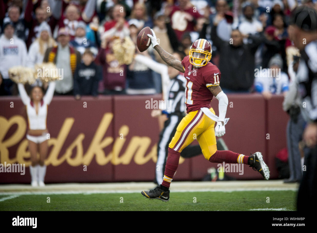 Redskins de Washington le receveur DeSean Jackson célèbre un touchdown contre les Cowboys de Dallas au cours du premier trimestre à FedEx Field à Landover, Maryland le 28 décembre 2014. UPI/Pete Marovich Banque D'Images