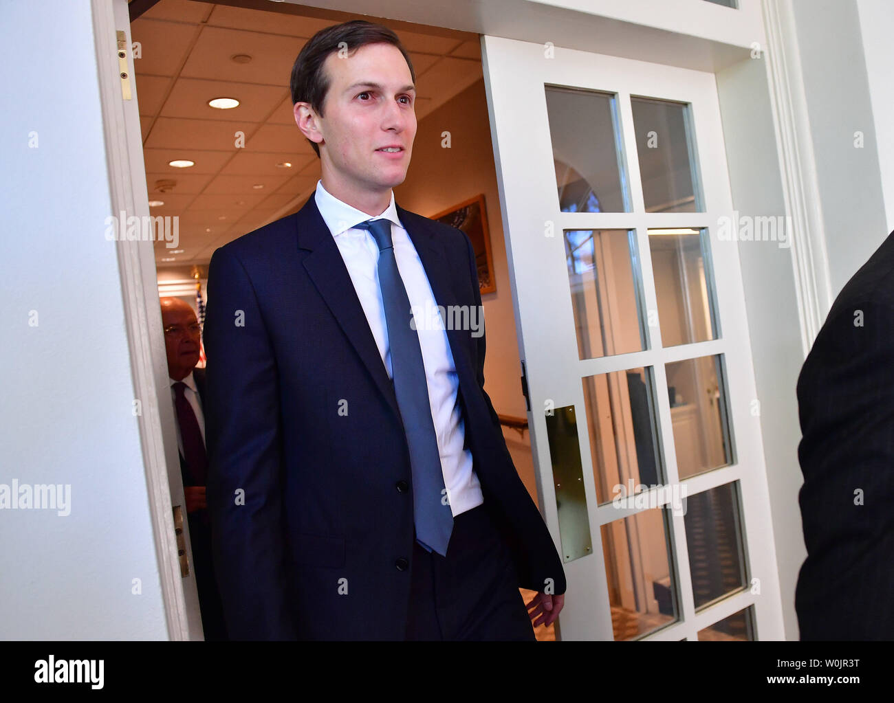 Jared Kushner, Président du Trump gendre et senior advisor, arrive à assiste à une conférence de presse du Président Donald Trump et Premier Ministre Alexis Tsipras de Grèce, à la Maison Blanche, à Washington, D.C. le 17 octobre 2017. Photo par Kevin Dietsch/UPI Banque D'Images