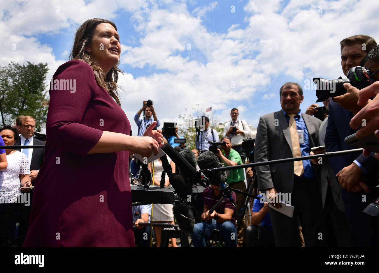 Secrétaire de presse de la Maison Blanche Sarah Sanders parle aux médias sur l'avocat spécial Robert Mueller a faite à la Fédération de l'enquête, à la Maison Blanche le 29 mai 2019. Photo par Kevin Dietsch/UPI Banque D'Images