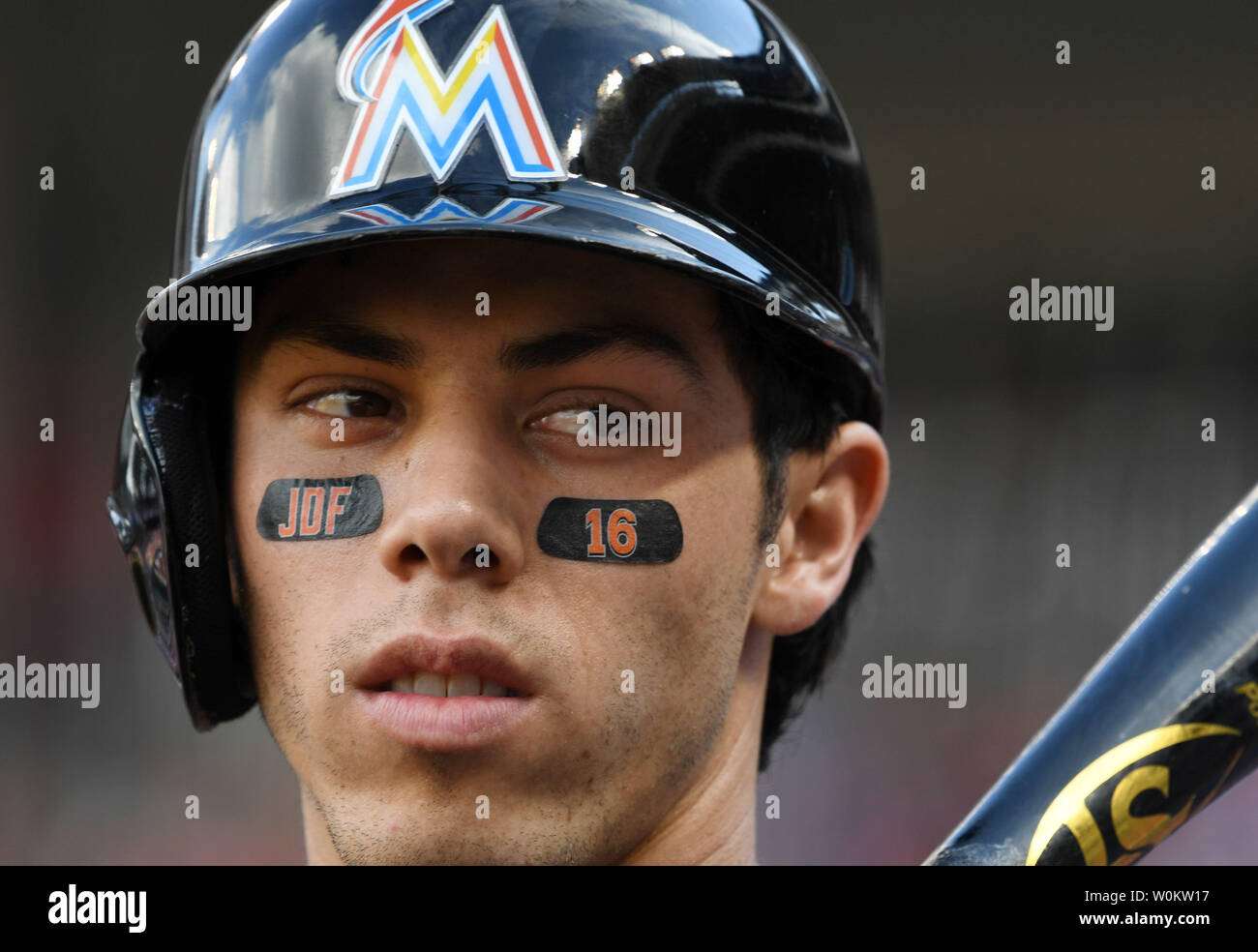 Marlin's Christian Yelich s'apprête à bat contre Washington Nationals  starter Max Scherzer dans la première manche du match entre les Nationals  de Washington et Miami Marlins au Championnat National Stadium de  Washington,