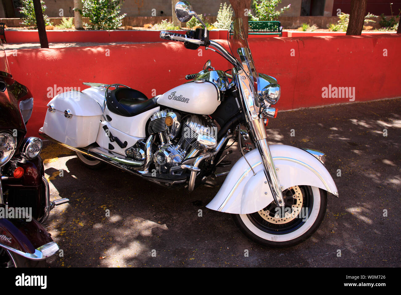 Chef indien blanc moto classique sans rouler à Bisbee, AZ Photo Stock -  Alamy