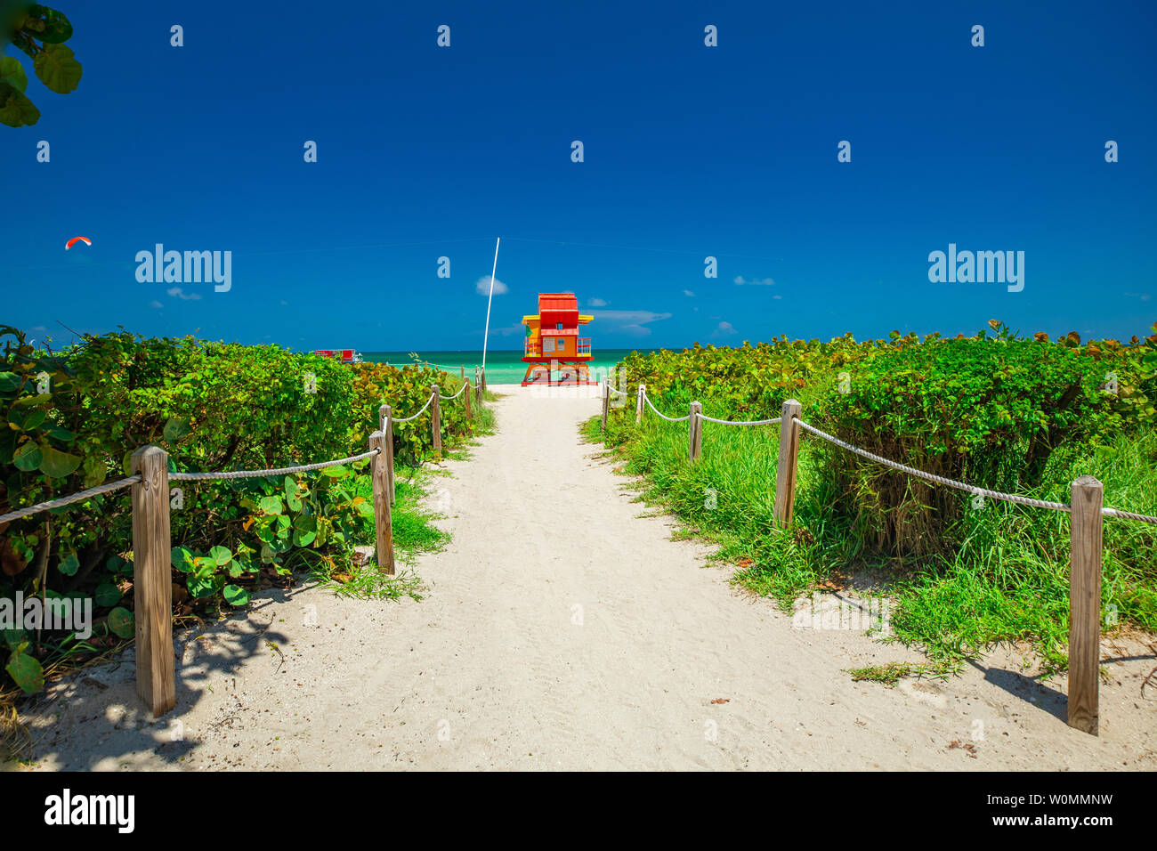 Lifeguard tower. Miami Beach. South Beach. La Floride. USA. Banque D'Images Lifeguard tower. Miami Beach. South Beach. La Floride. USA. Banque D'Images