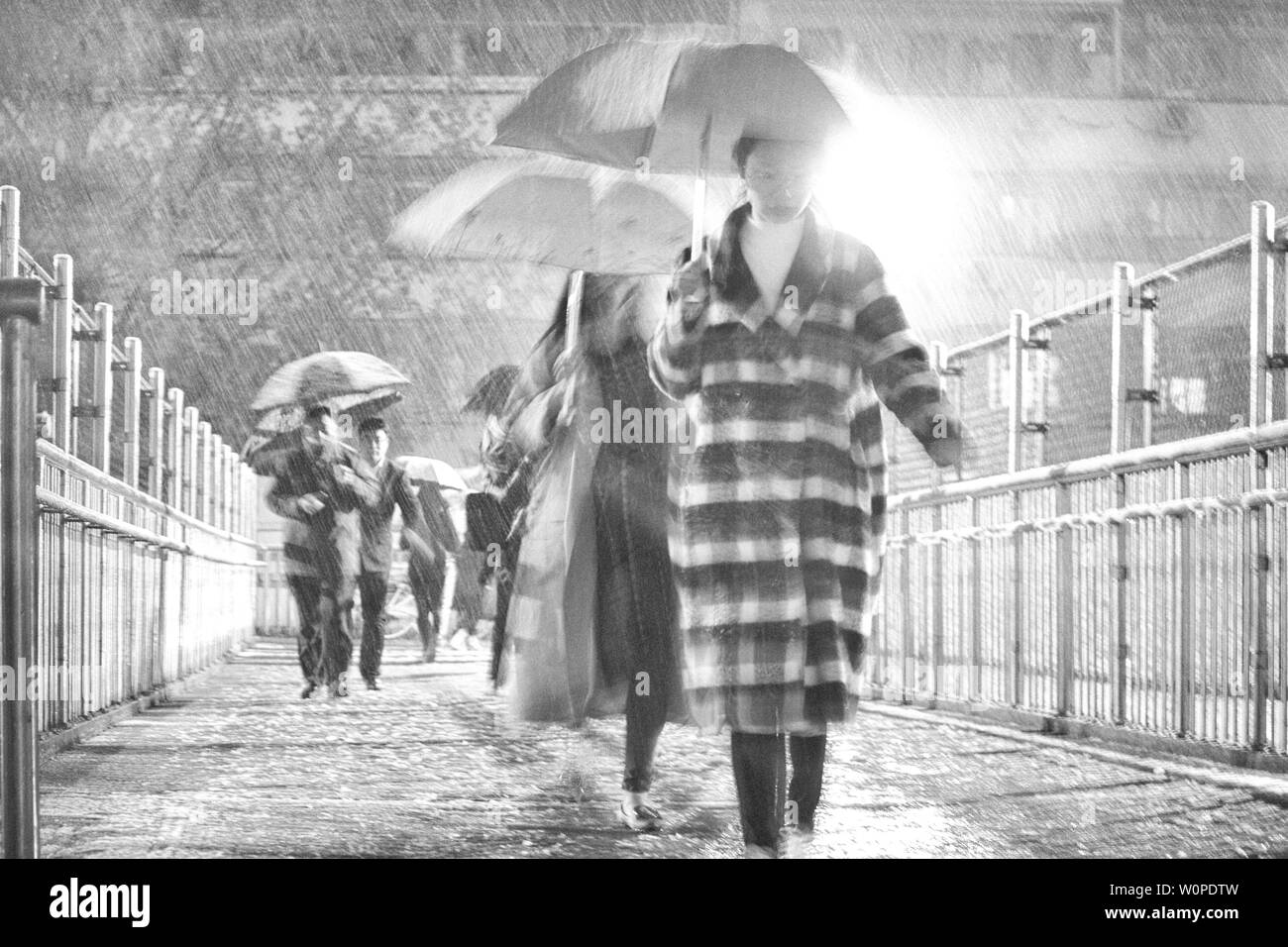 Beijing en avril.........capturés à la station de métro. Banque D'Images