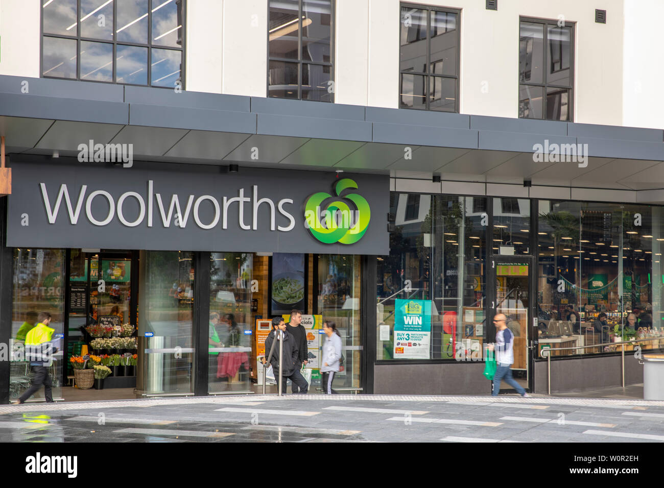 Woolworths logo Banque de photographies et d’images à haute résolution