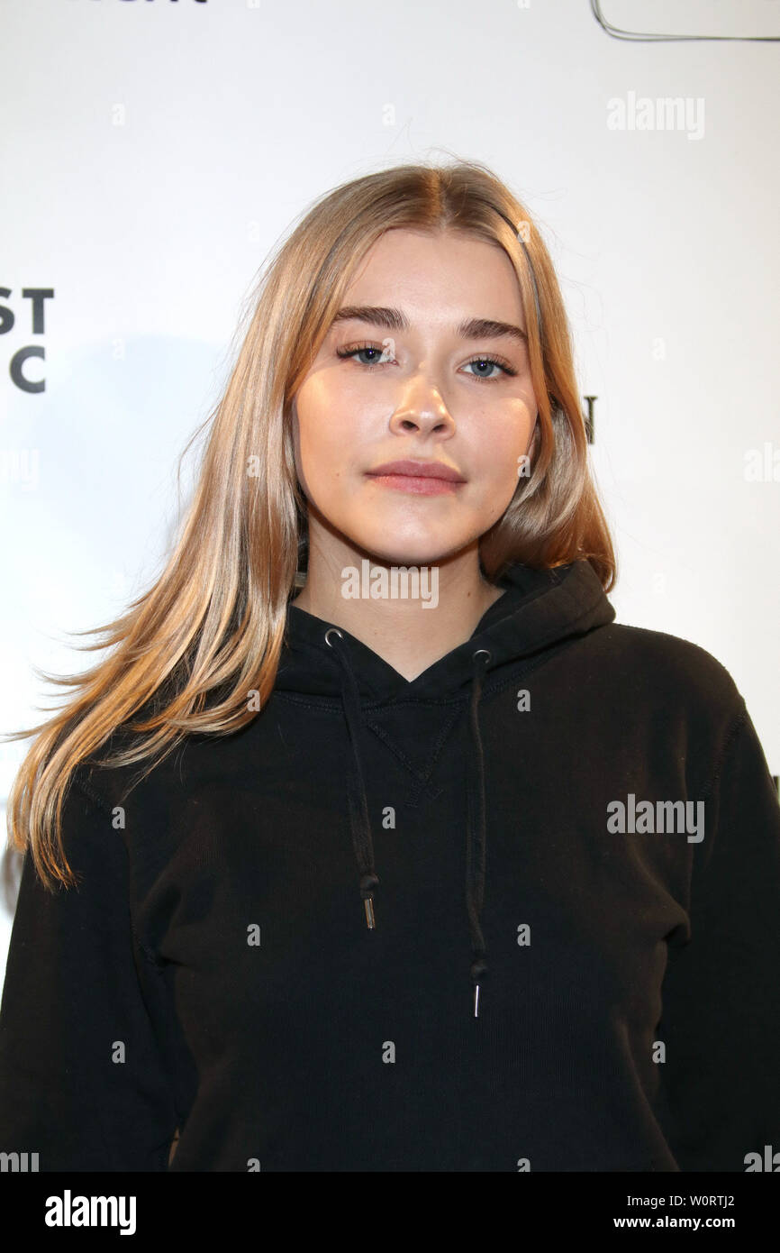 Milena Tscharntke, WarumUp Eroeffnungsparty, 2018 Schleswig Holstein und der Filmfoerderung Hamburg, Hambourg Kampnagel, 24.01.2018 Banque D'Images