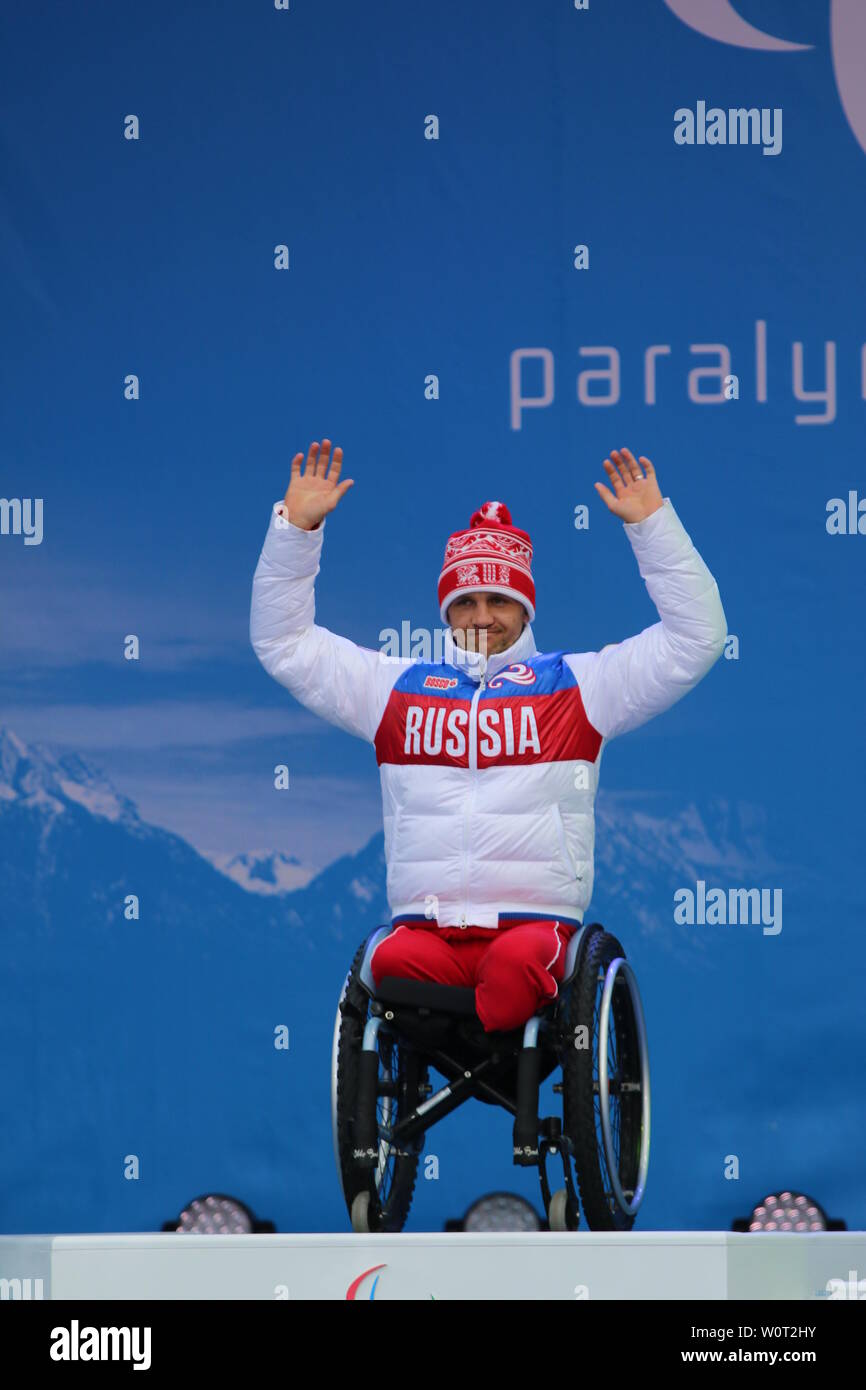 Rosa Khutor Siegerehrung Ski Alpin 6. Jeux paralympiques Jeux paralympiques Tag Sotschi Sotschi 2014 / 2014 Jeux paralympiques d'hiver de Sotchi Banque D'Images