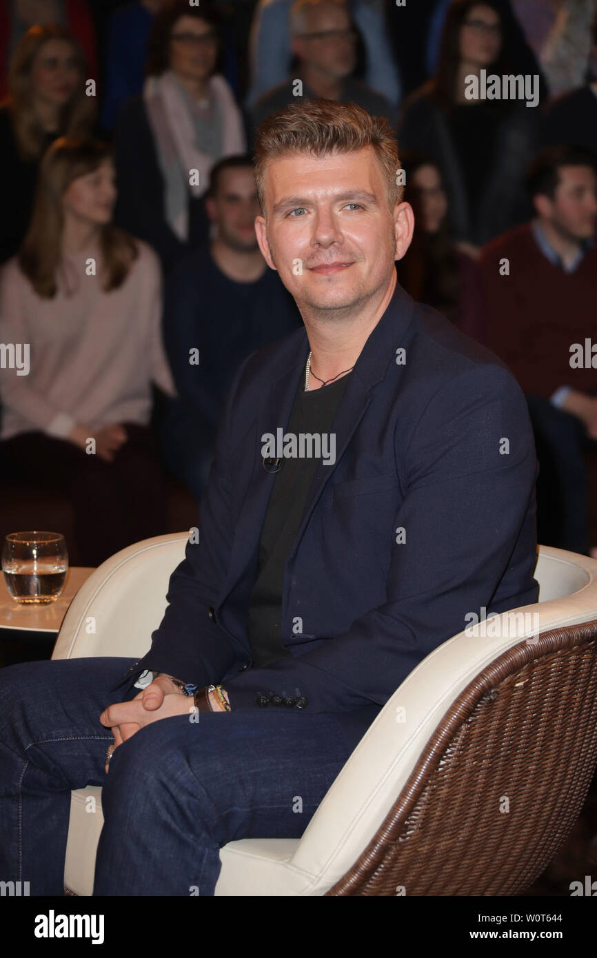 Michalis Pantelouris (journaliste, auteur), Markus Lanz aus dem Stahltwiete (Ausstrahlung Studio 05.04.2018), Hambourg, 28.03.2018 Banque D'Images