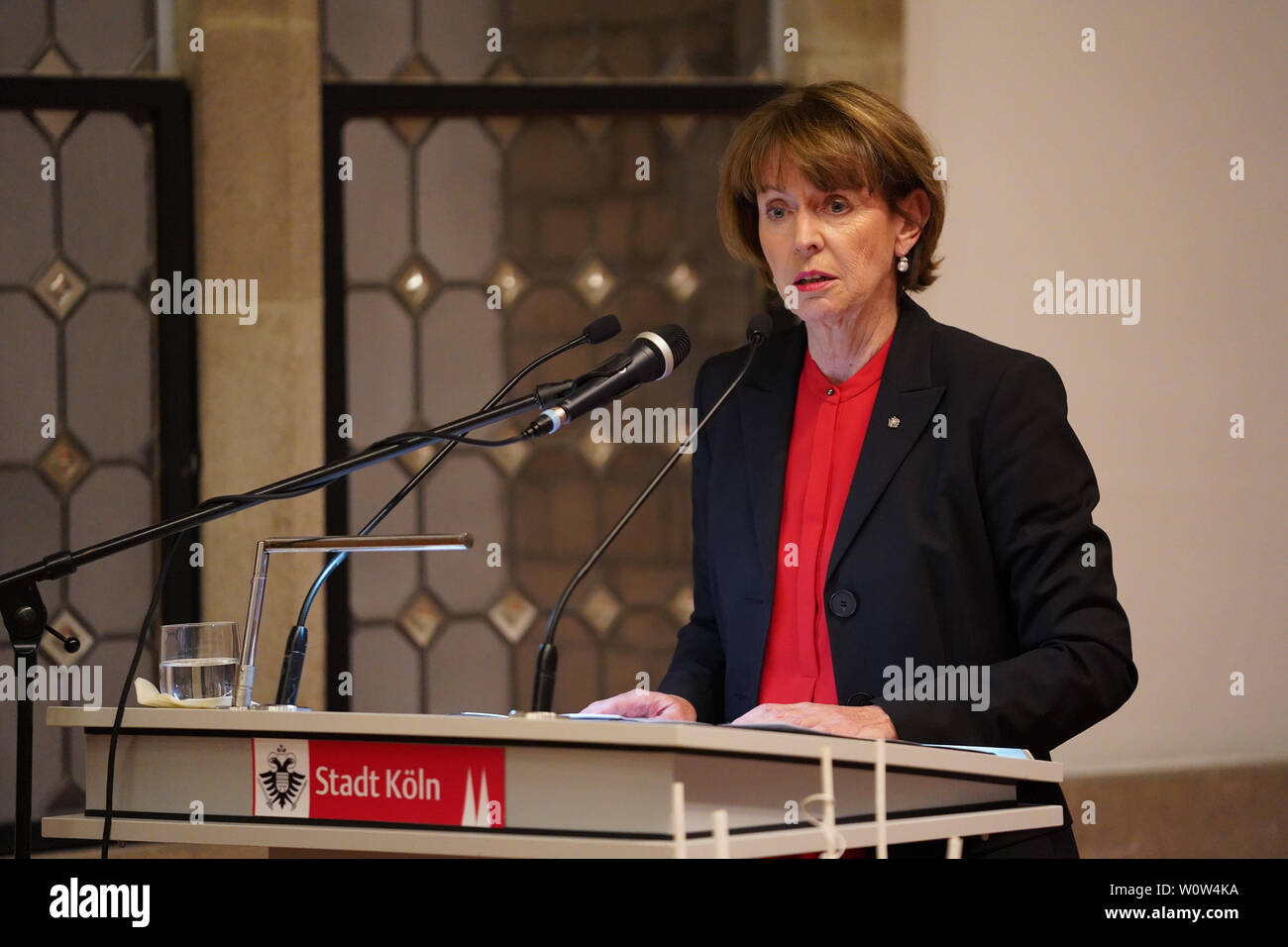 Koeln OB Henriette Reker bei der von Begruessung Budespraesident der, Joachim Gauck a. D. wird im Koelner Rathaus mit dem Europaeischen Handwerkspreis 2018 ausgezeichnet. Banque D'Images