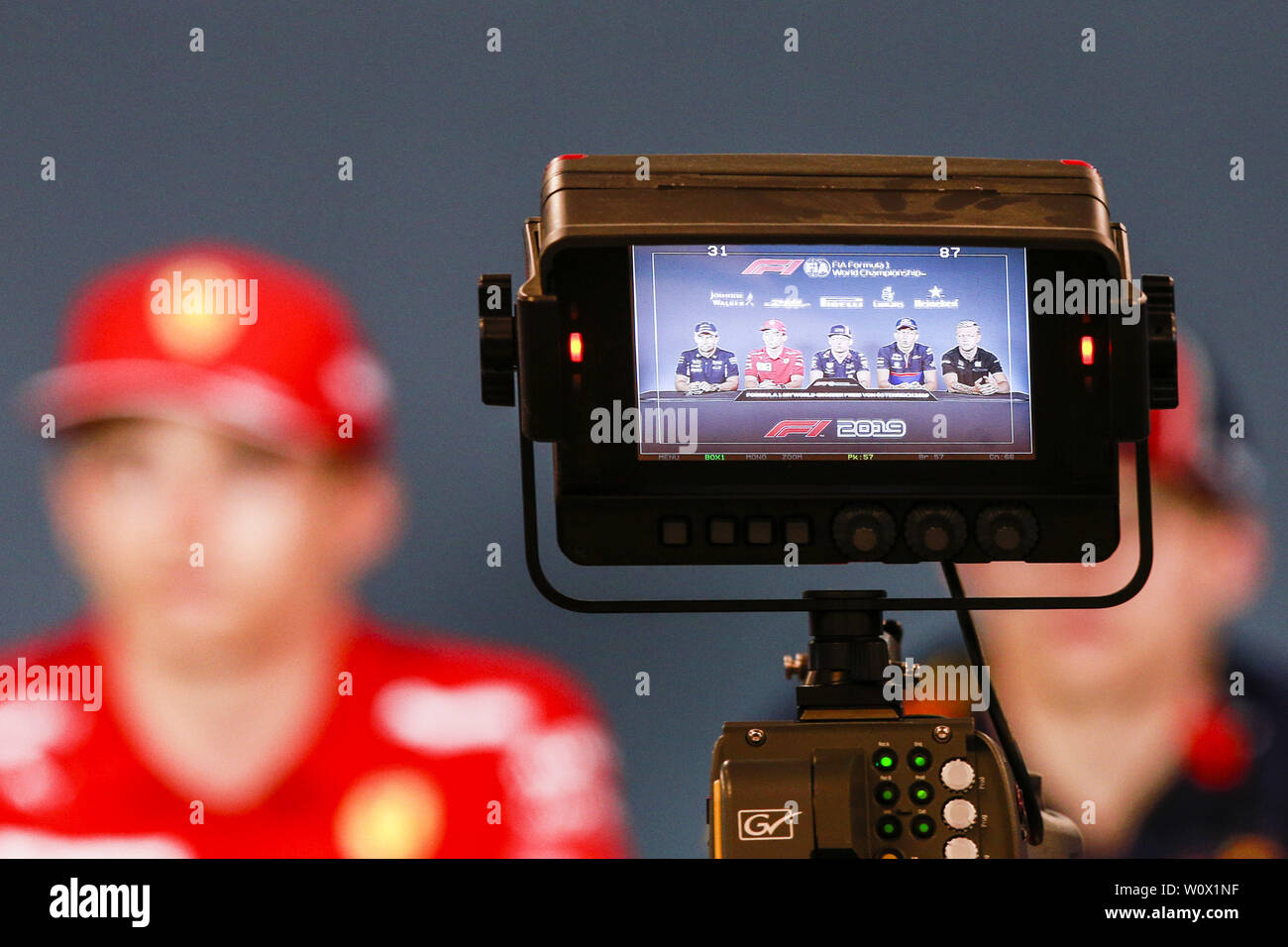 Sport Automobile : Championnat du Monde de Formule 1 de la FIA 2019, Grand Prix d'Autriche, # 11 Sergio Perez (MEX, Point F1 Racing Team), # 16 Charles Leclerc (AGC, la Scuderia Ferrari Winnow Mission), # 33 Max Verstappen (NLD, Aston Martin Racing Red Bull), # 23 Alexander Albon (THA, Red Bull Toro Rosso Honda), # 20 Kevin Magnussen (DEN Haas, de l'énergie riche F1 Team), Banque D'Images