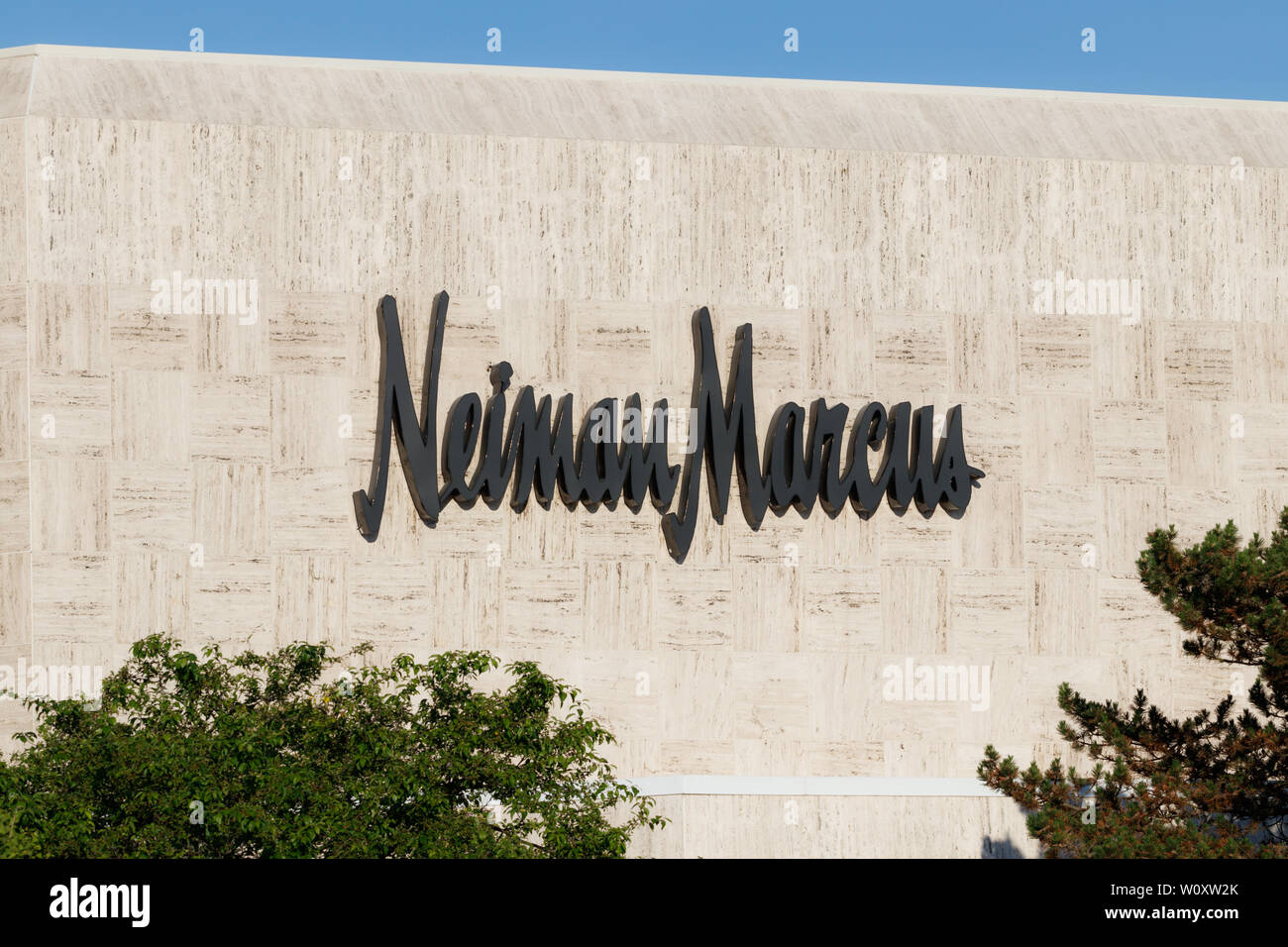 Deerfield - Circa 2019 Juin : magasin Neiman Marcus. Neiman Marcus a été créé en 1907 III Banque D'Images