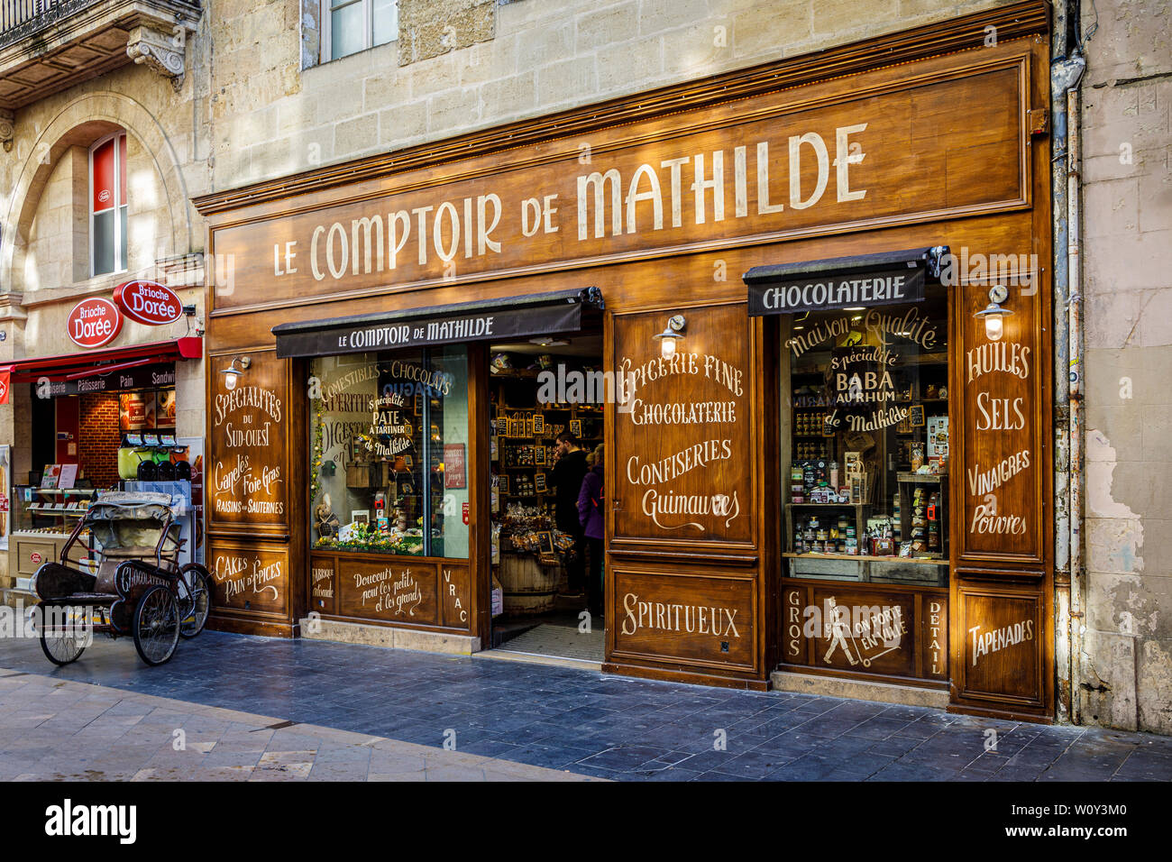 Bordeaux le comptoir de mathilde Banque de photographies et d'images à  haute résolution - Alamy