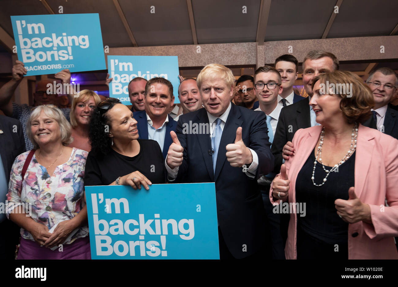 La direction du parti conservateur, Boris Johnson, candidat lors d'un événement de campagne au Lion Quays Hotel à Oswestry, Shropshire. Banque D'Images