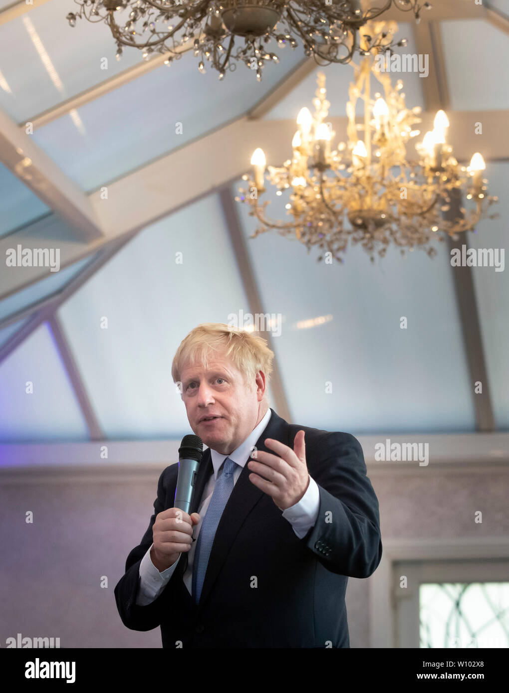 La direction du parti conservateur, Boris Johnson, candidat lors d'un événement de campagne au Lion Quays Hotel à Oswestry, Shropshire. Banque D'Images