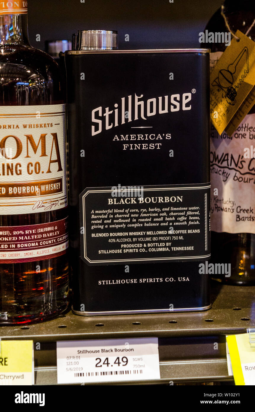 À Whiskies Vins et plus Total à Pleasanton en Californie USA Banque D'Images