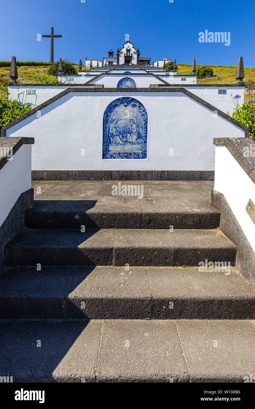 Chapelle Notre Dame de la paix plus de Vila Franca do Campo, l'île de São Miguel, Açores, Portugal Banque D'Images