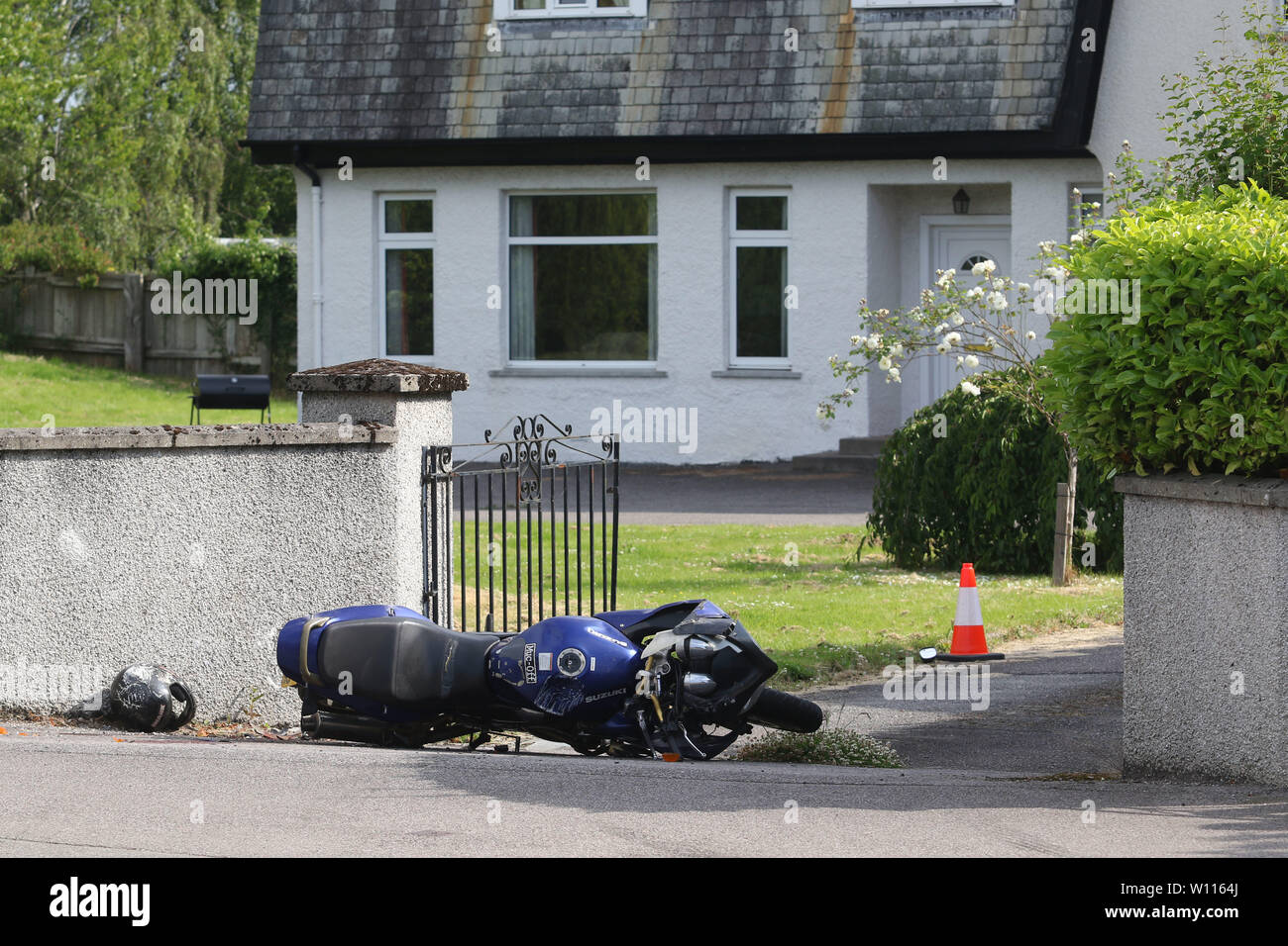 Inverness, Royaume-Uni, 29 juin 2019. Scène d'un seul véhicule sur RTC fatale Culduthel Road à Inverness impliquant une moto Suzuki bleu. Crédit : Andrew Smith/Alamy Live News Banque D'Images