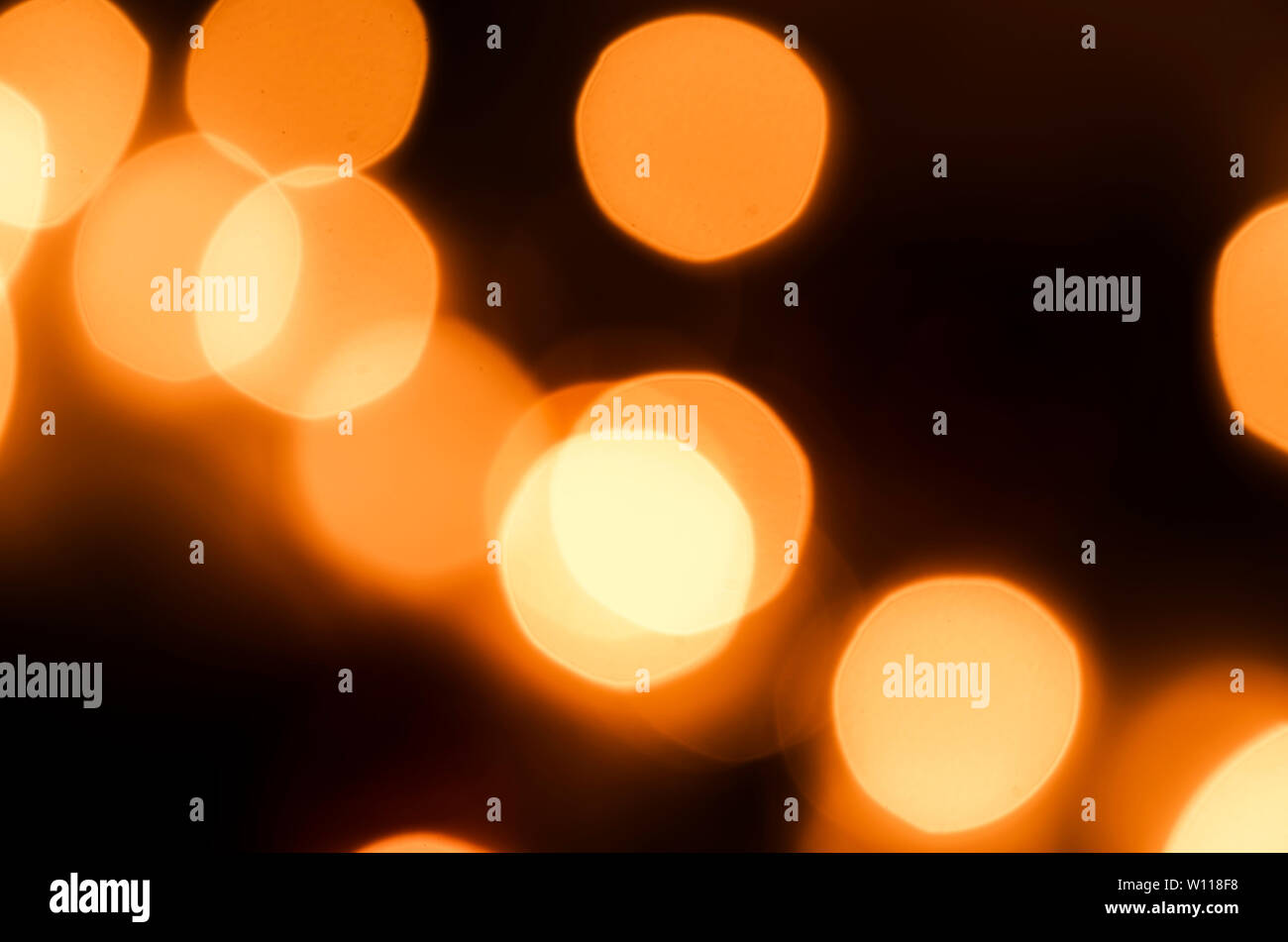 Lumière LED lumière de flou artistique sur fond noir. Banque D'Images