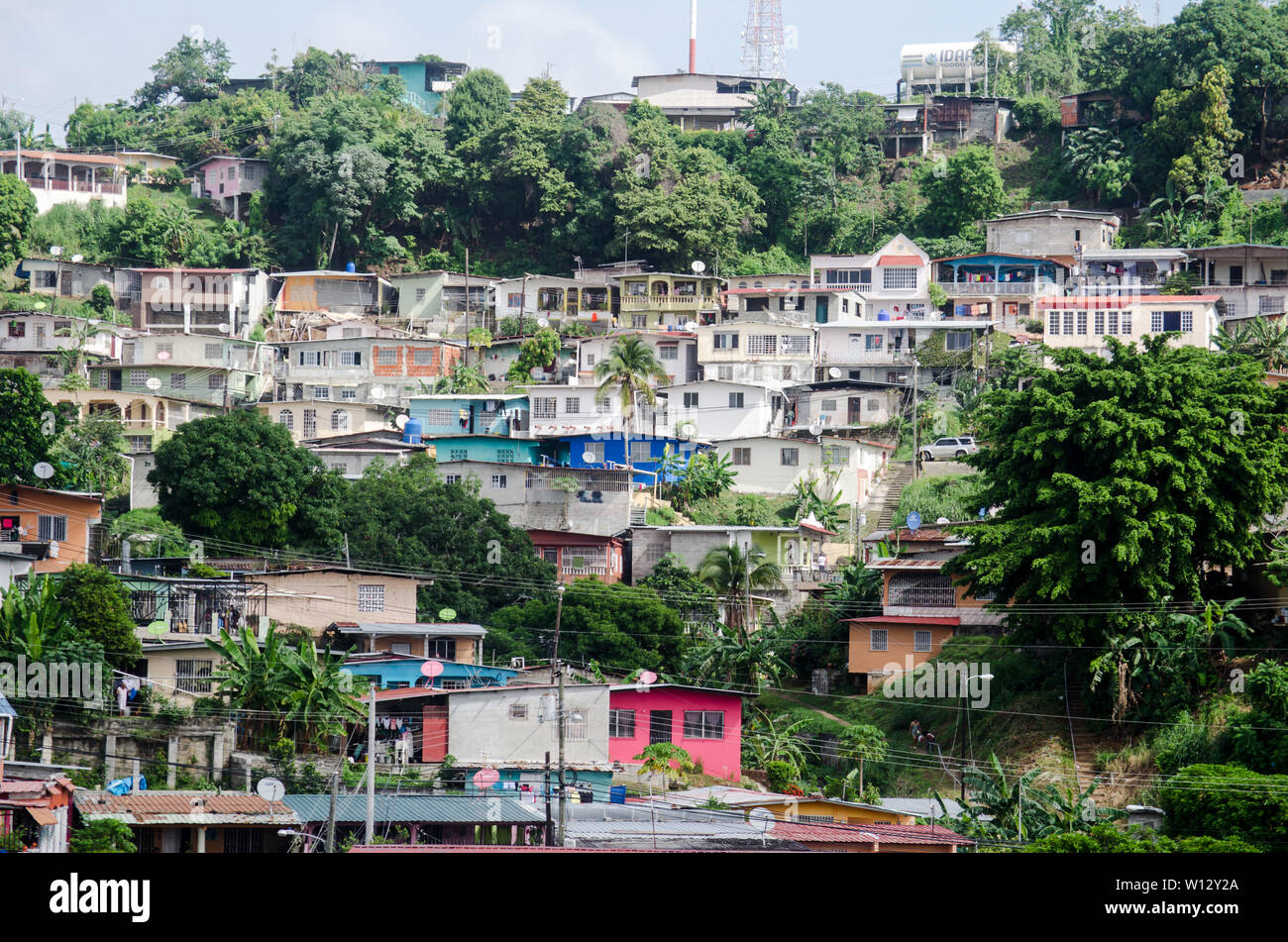 Vue d'un quartier classique à San Miguelito, l'une des plus peuplées du Panama district Banque D'Images