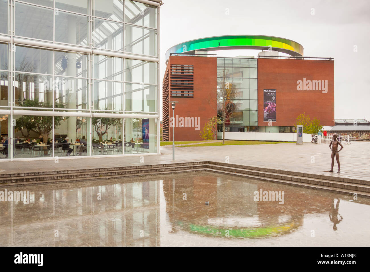 AARHUS, DANEMARK - 9 mai, 2017 : Musée d'art moderne de pluie jour le 9 mai 2017 à Aarhus, Danemark. Banque D'Images