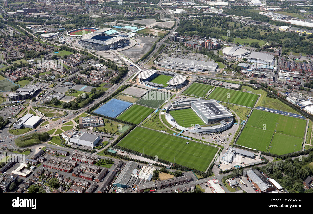 Vue aérienne de la ville de Manchester City Football Etihad Stadium, l'homme et de l'Académie de formation de la ville. Banque D'Images