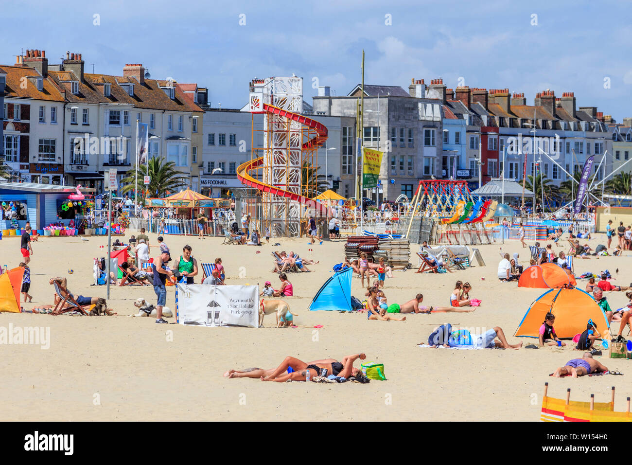 Royaume-uni jours fériés traditionnels plage,ville balnéaire géorgienne weymouth Dorset, Angleterre, uk go Banque D'Images