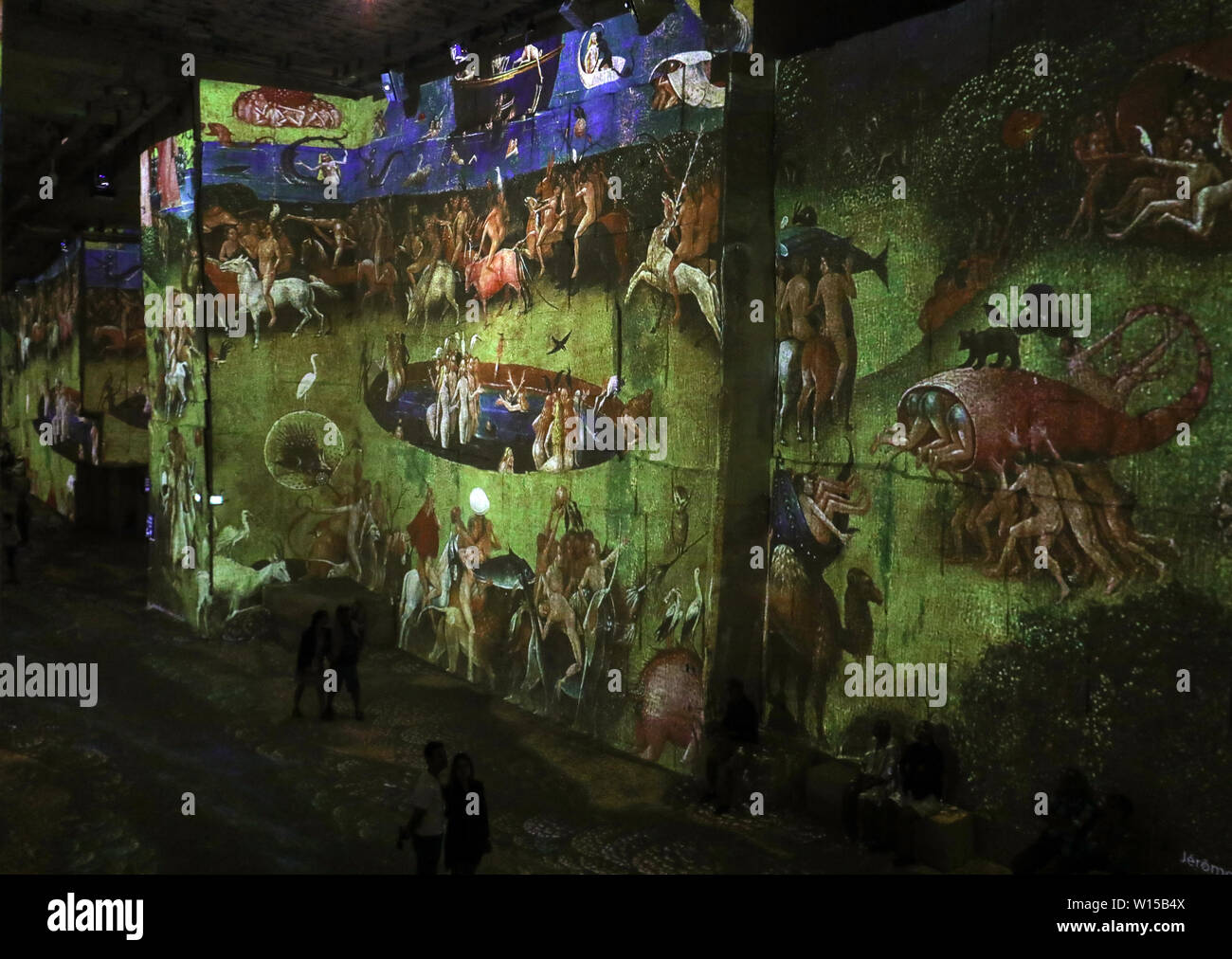 Les Baux, France - 26 juin 2017 : Le Fantastique et merveilleux monde de Bosch, Brueghel et Arcimboldo. Banque D'Images