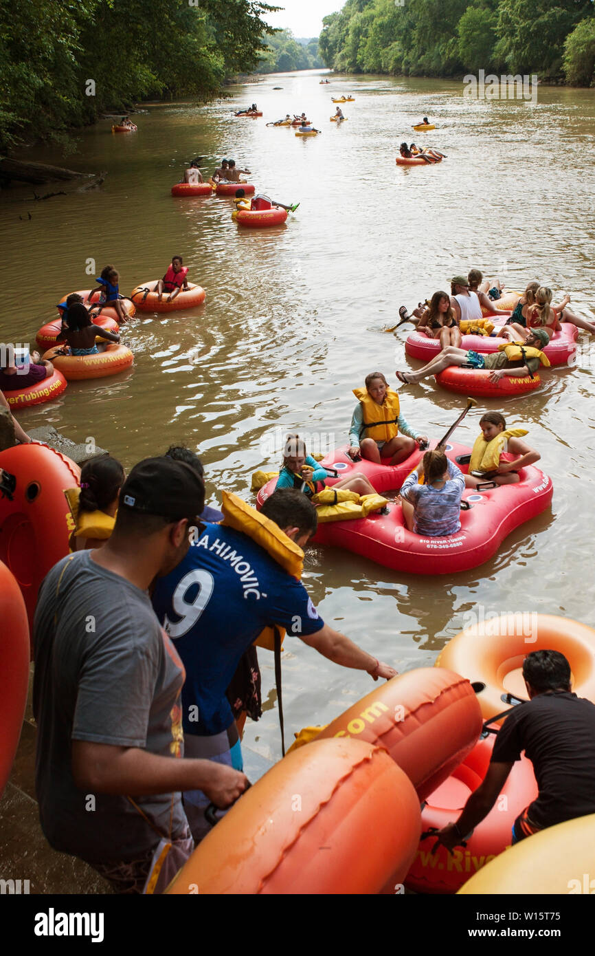 Chattahoochee river tubing Banque de photographies et d’images à haute