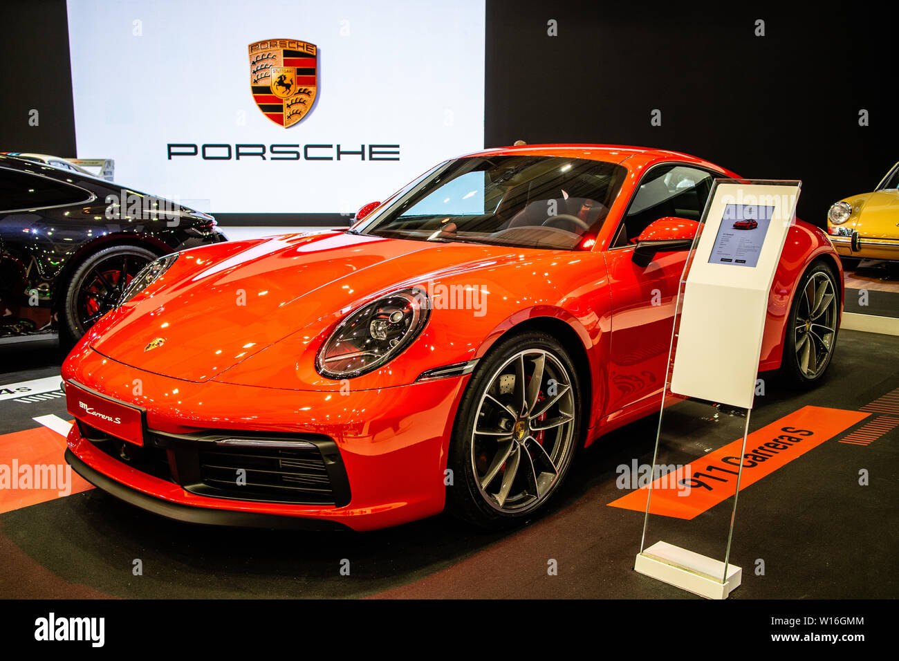 Poznan, Pologne, Mars 2019 nouvelle Porsche 911 Carrera S 8th-gen, Poznan International Motor Show, série 992 voiture supersport construit par Porsche Banque D'Images