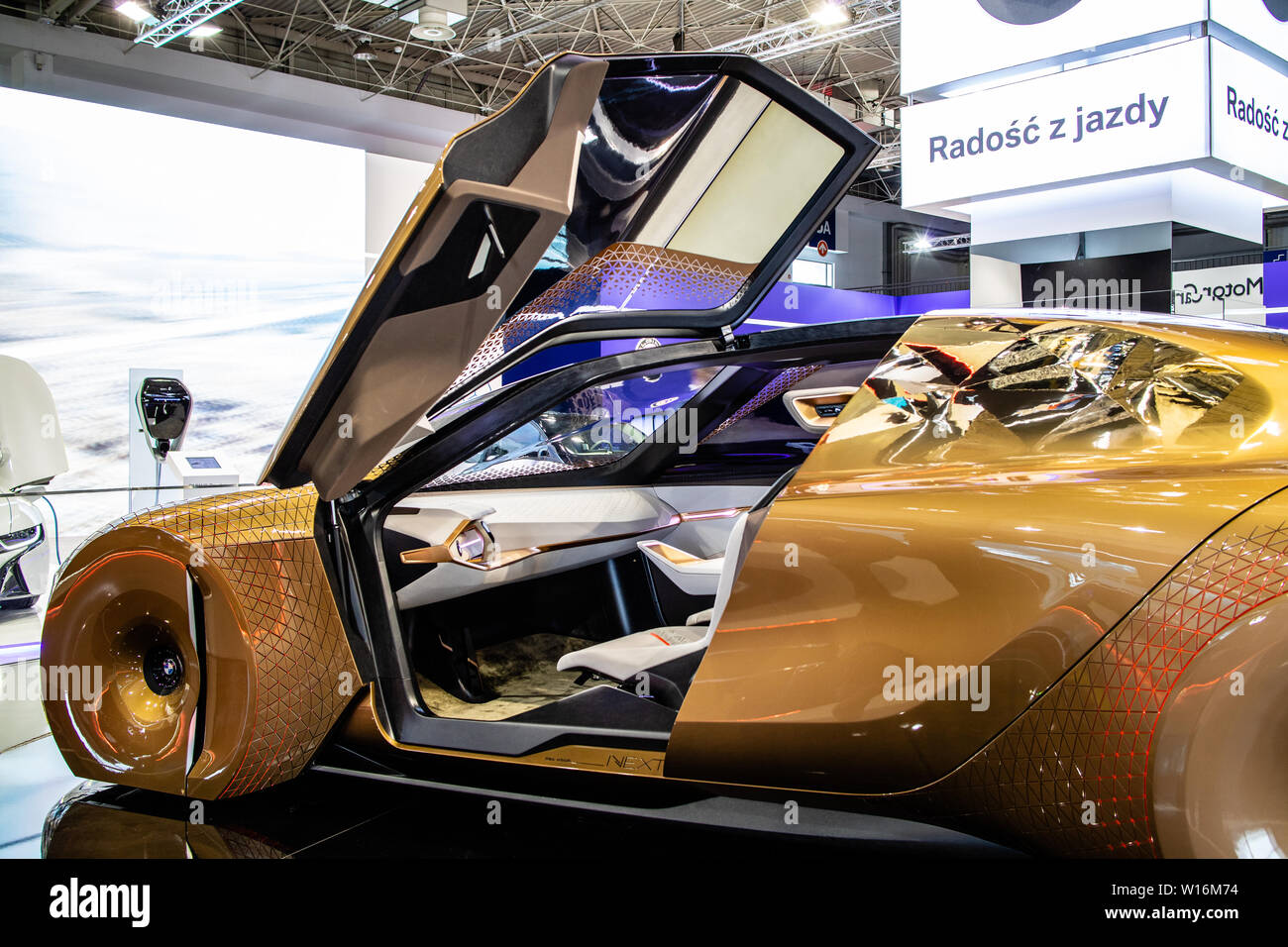 Poznan, Pologne, mars 2019 BMW Vision NEXT100 Concept Prototype, Voiture Poznan International Motor Show, les 100 prochaines années eco friendly prototype futur Banque D'Images
