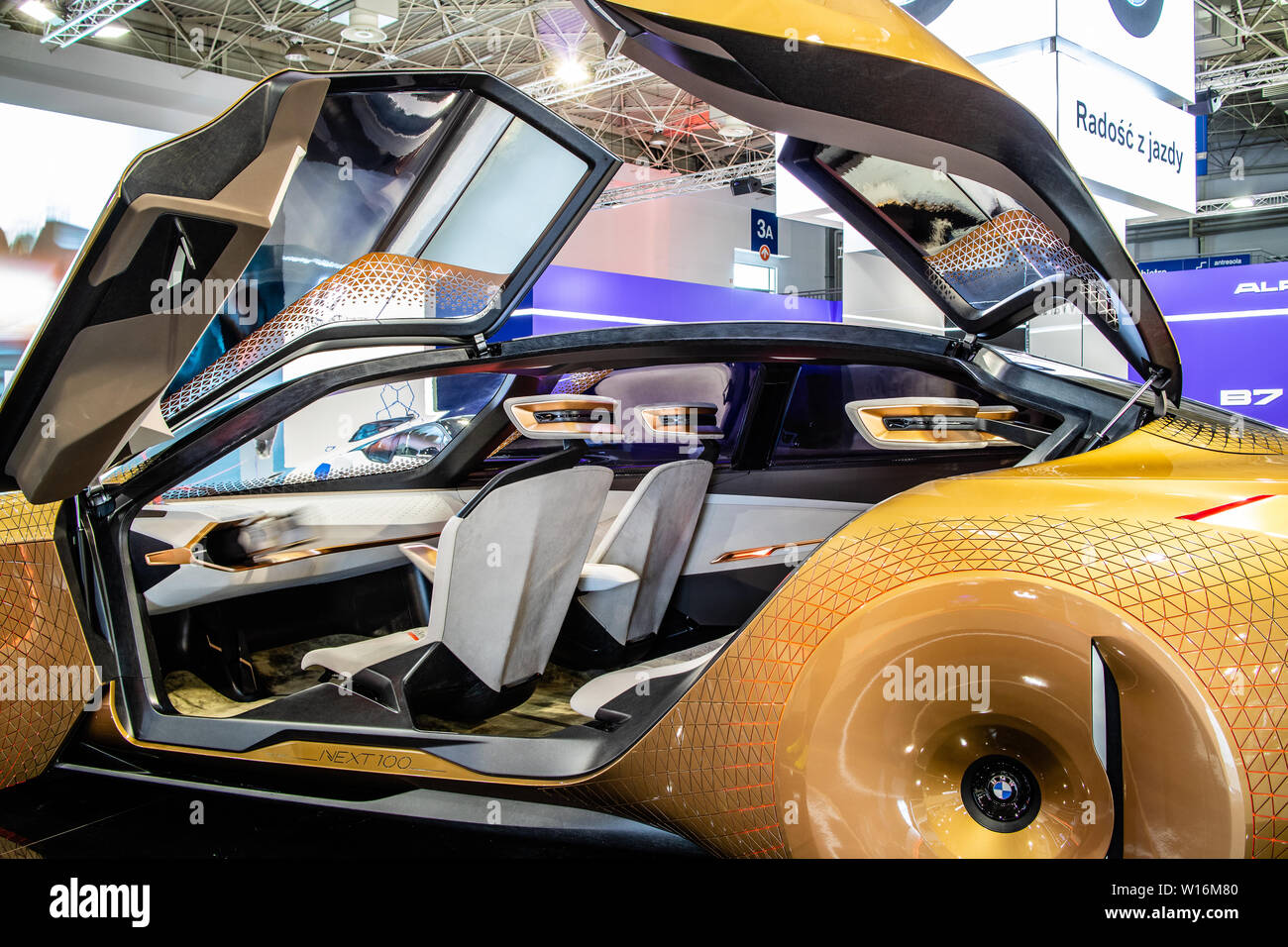 Poznan, Pologne, mars 2019 BMW Vision NEXT100 Concept Prototype, Voiture Poznan International Motor Show, les 100 prochaines années eco friendly prototype futur Banque D'Images