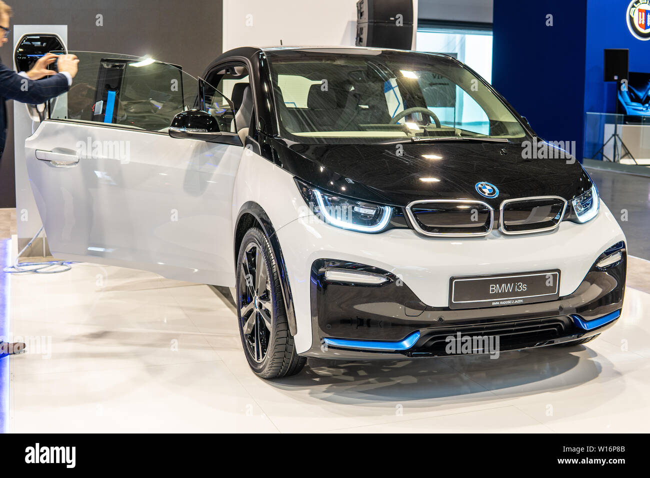 Poznan, Pologne, Mars 2019 : BMW i3s à Poznan International Motor Show, haut-toit hayon électrique fabriquée et commercialisée par BMW Banque D'Images