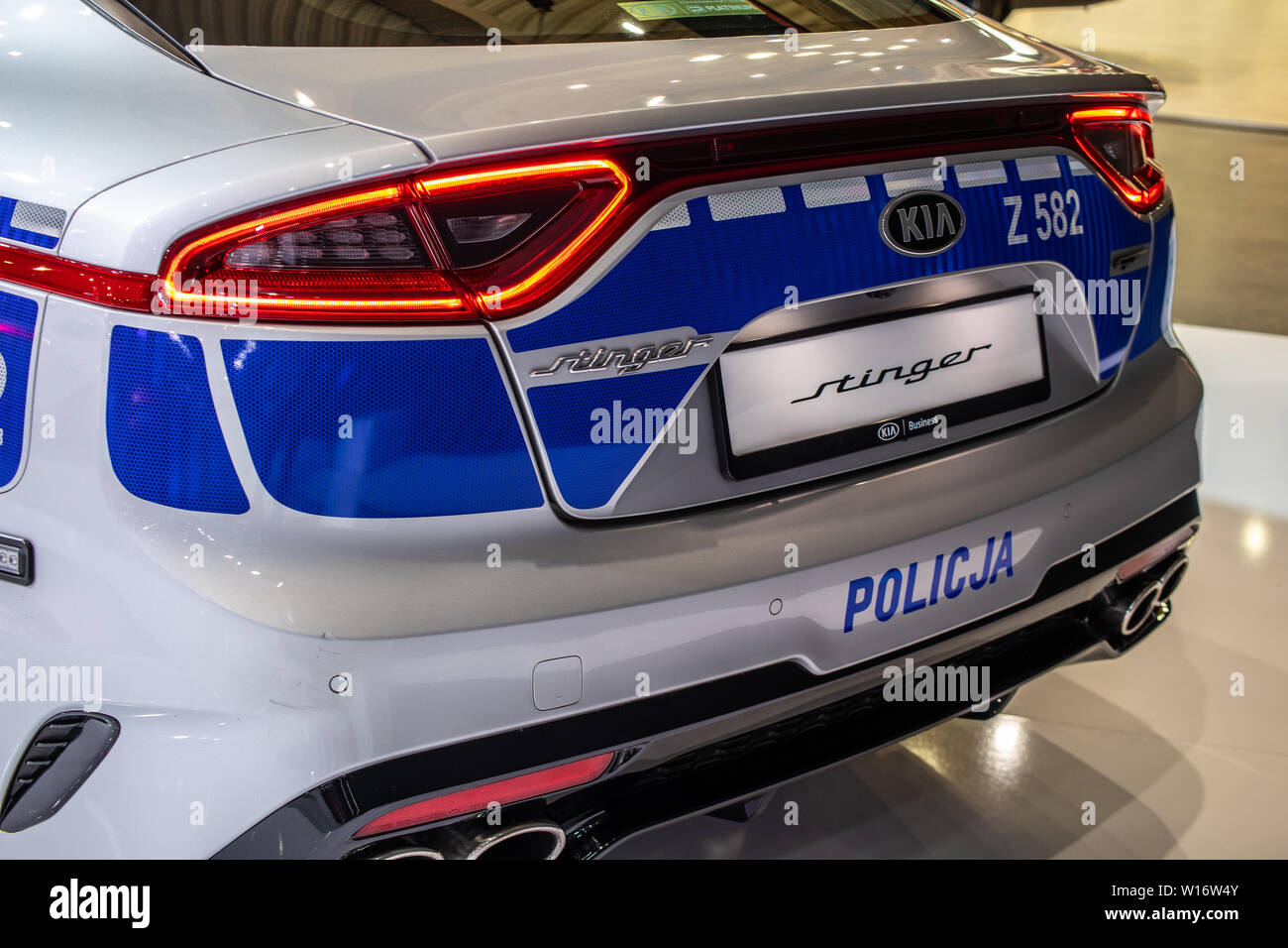 Poznan, Pologne, mars 2019 Kia police patrouille POLICJA Stinger cop cruiser voiture, Poznan International Motor Show, produit par Kia Motorh Banque D'Images