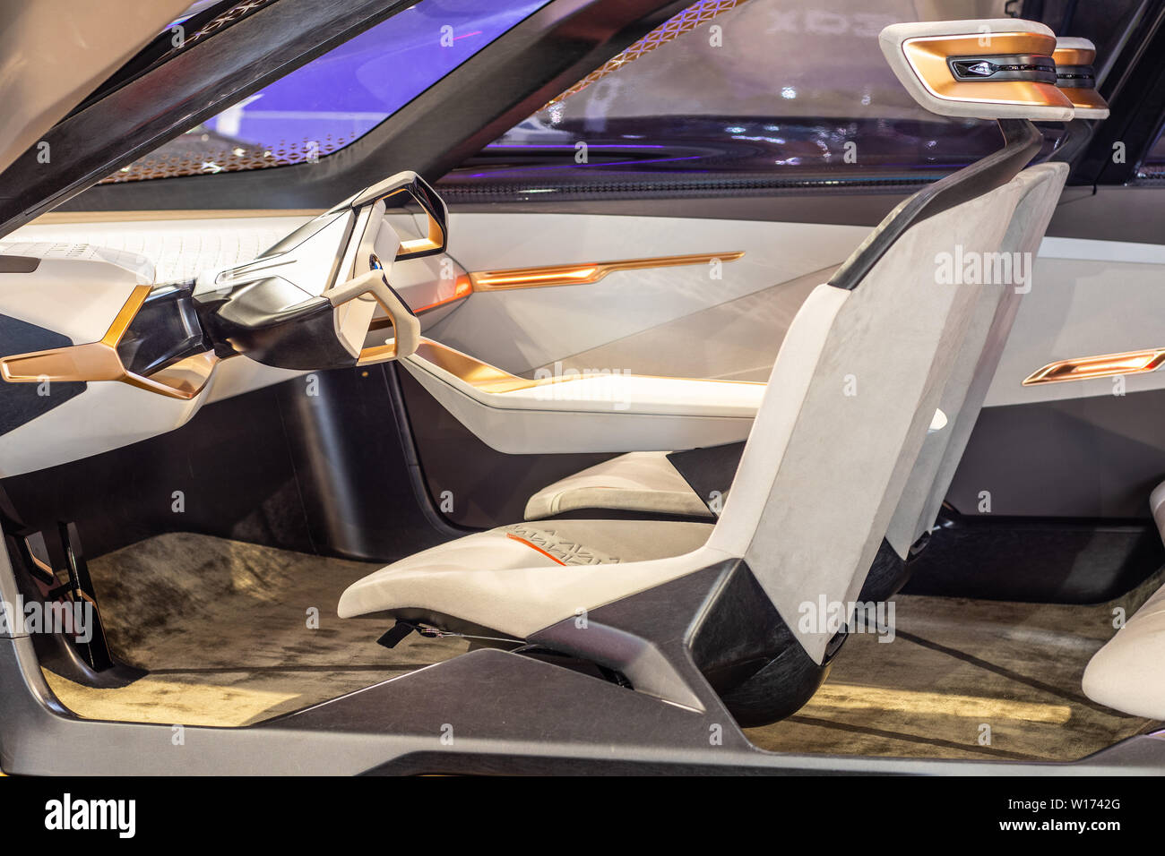 Poznan, Pologne, mars 2019 BMW Vision NEXT100 Concept Prototype, Voiture Poznan International Motor Show, les 100 prochaines années eco friendly prototype futur Banque D'Images