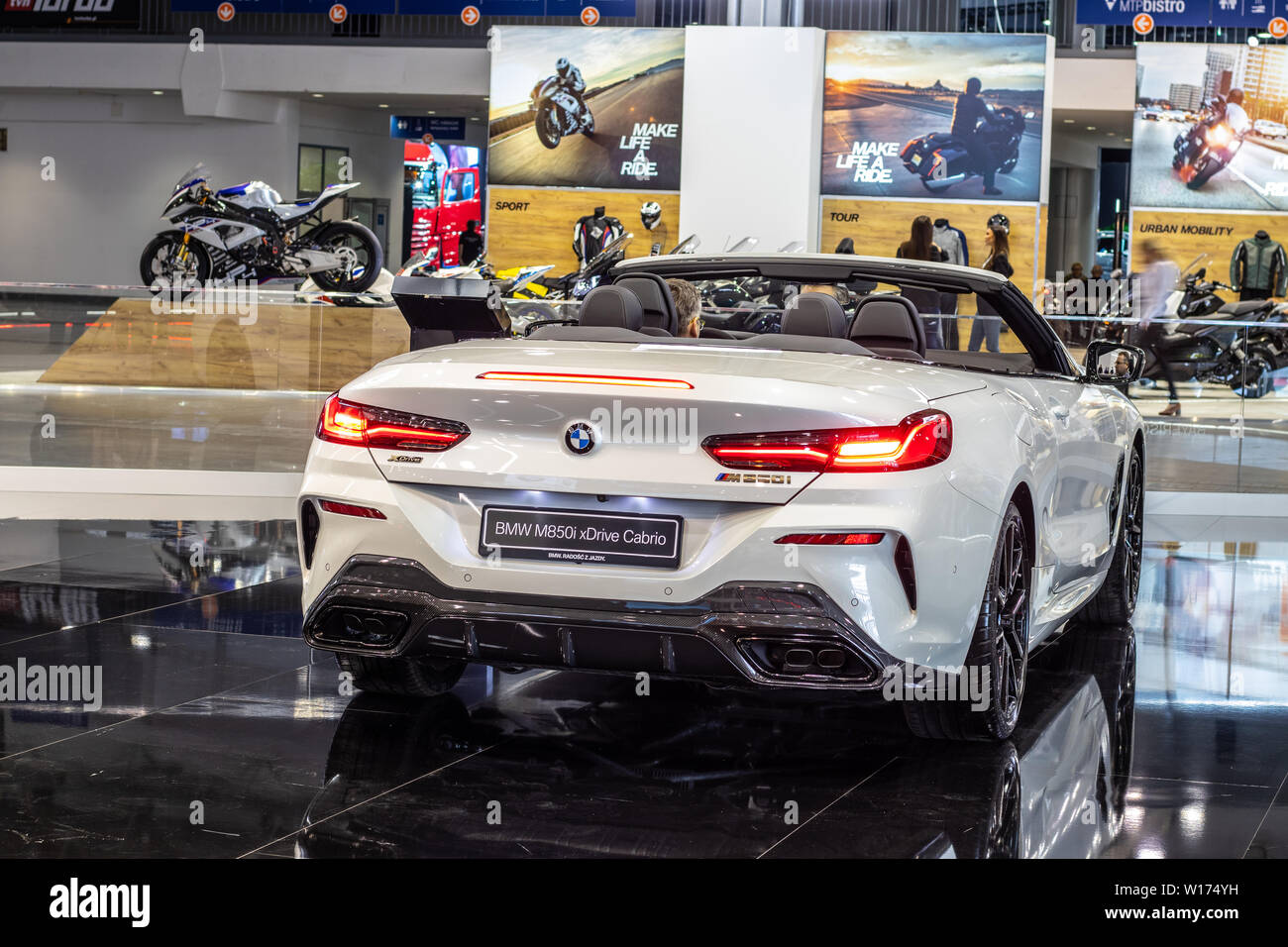Poznan, Pologne, Mars 2019 : La BMW Série 8 Cabriolet 850i xDrive, Poznan International Motor Show, le G14 cabriolet voiture fabriquée et commercialisée par BMW Banque D'Images