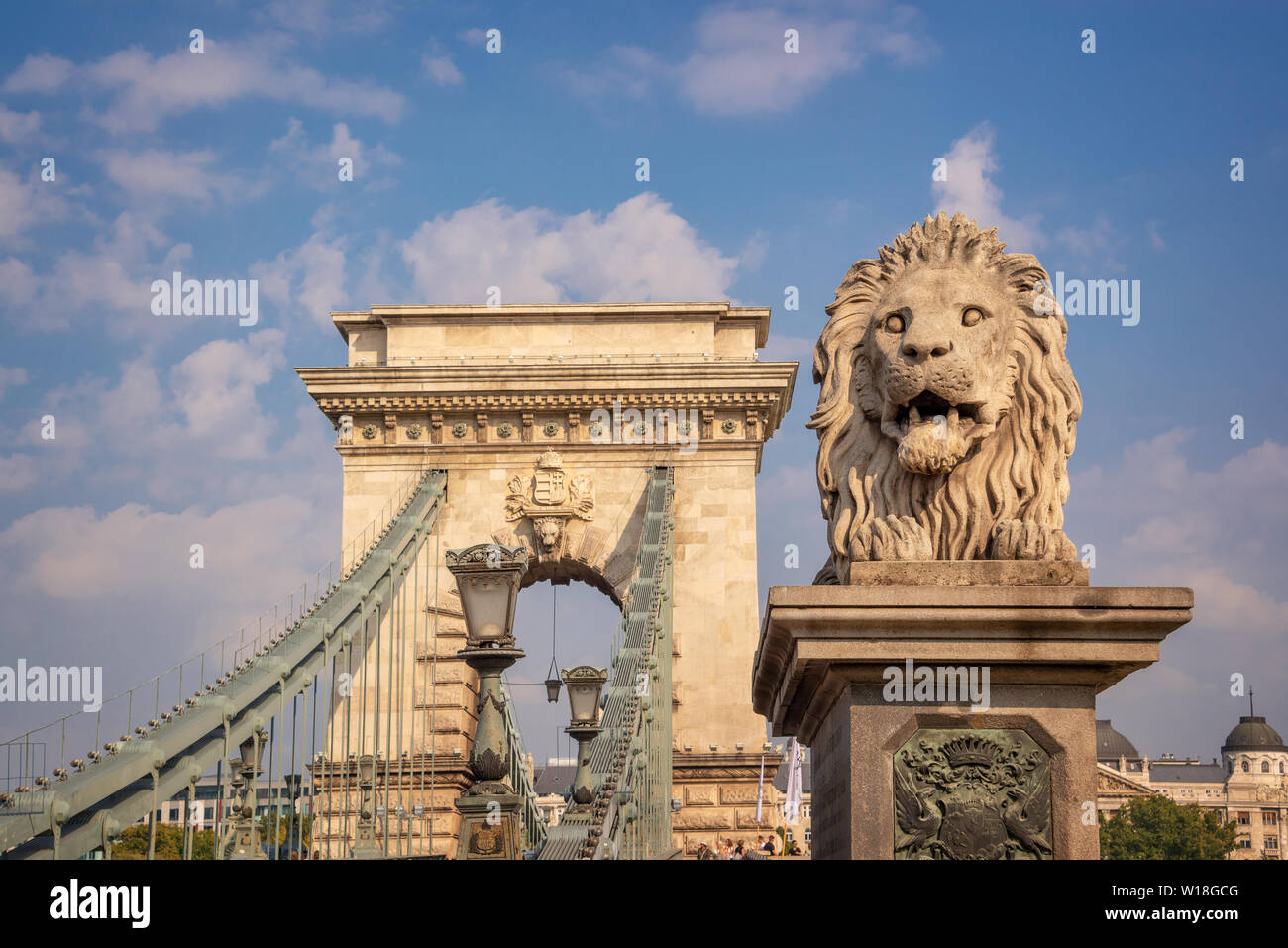 Pont des Chaînes sur le Danube à Budapest, Hongrie Banque D'Images