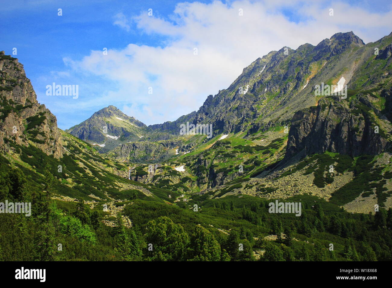 Panorama des Hautes Tatras avec de la neige en montagne, la Slovaquie . Banque D'Images