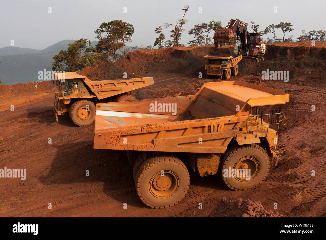 L'exploitation minière pour le transport du minerai de fer et la gestion Banque D'Images