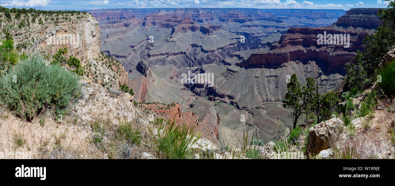 Panorama haute résolution à partir de la rive sud dans le matin d'été, le Parc National du Grand Canyon, Arizona, USA Banque D'Images