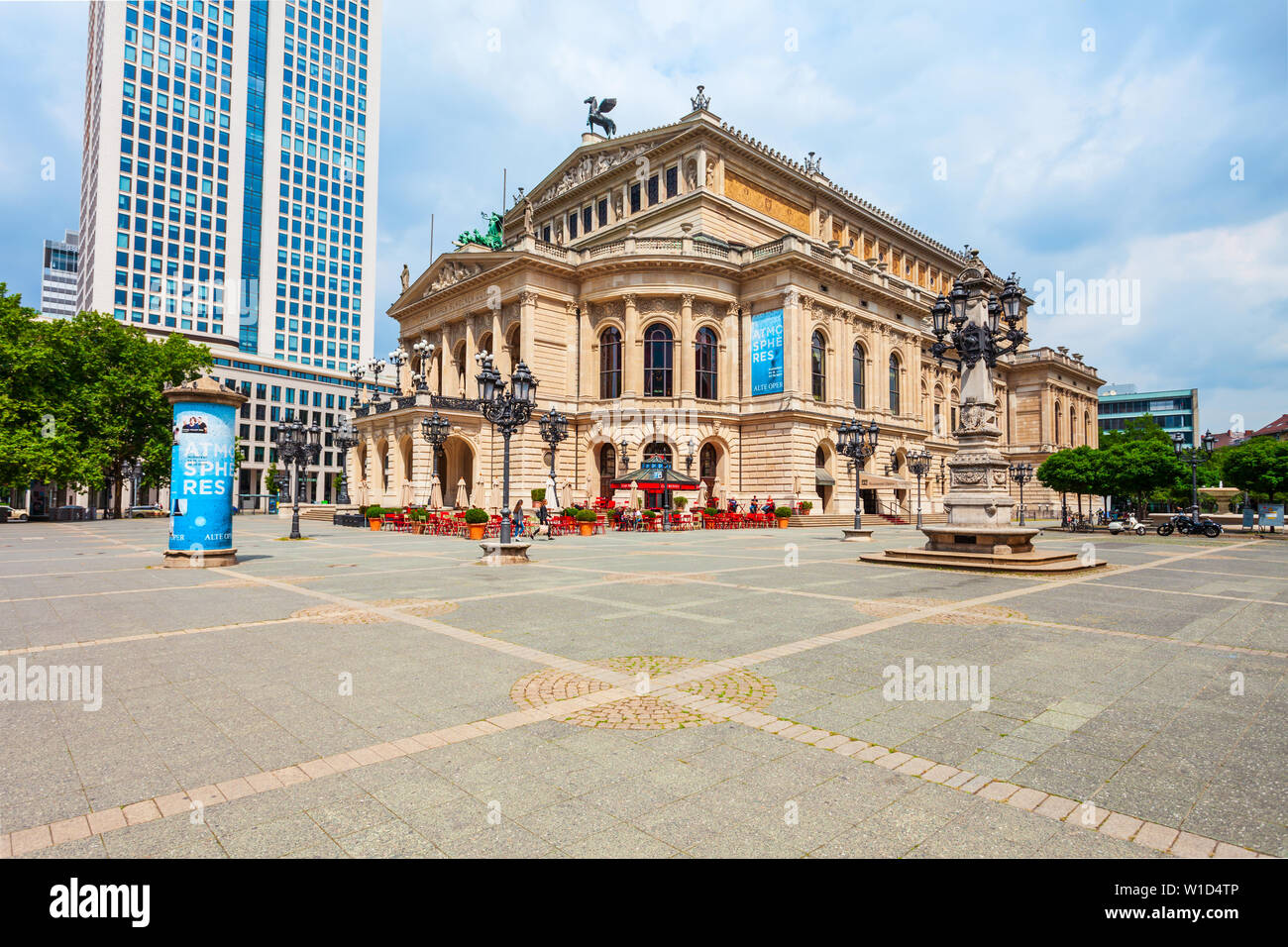 FRANKFURT AM MAIN, ALLEMAGNE - le 24 juin 2018 : Ancien ou l'opéra Alte Oper est l'opéra de Francfort, Allemagne Banque D'Images