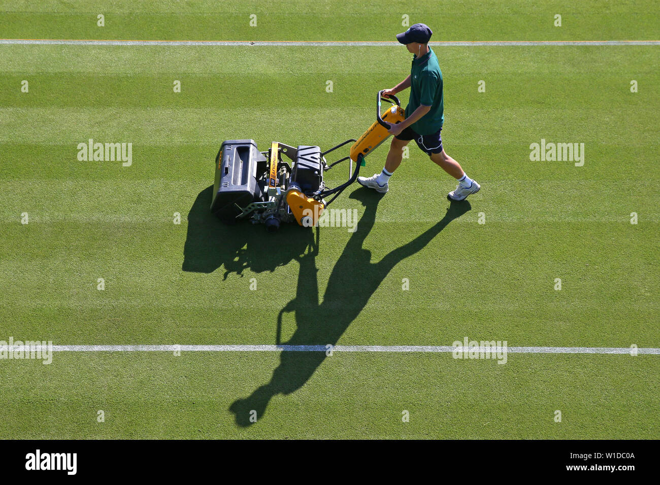 Wimbledon, Londres, Royaume-Uni. 2 juillet 2019. Jour 2 Préparation du championnat, le tournoi de Wimbledon 2019, 2019 Allstar Crédit : photo library/Alamy Live News Banque D'Images