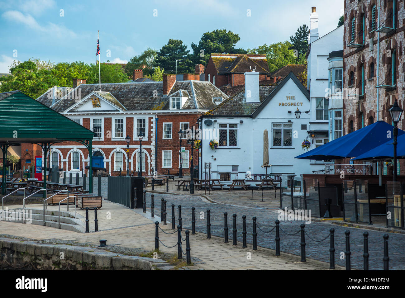 Le Custom House sur le quai sur la rive de la rivière Exe à Exeter, Devon, Angleterre, Royaume-Uni. Banque D'Images