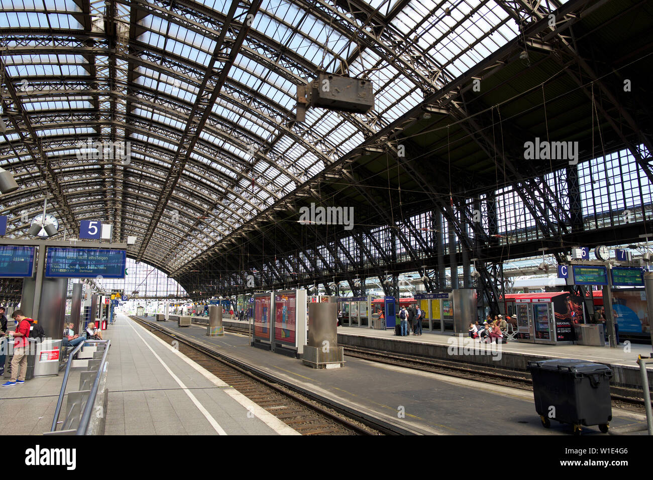 La gare de Cologne, Allemagne Banque D'Images