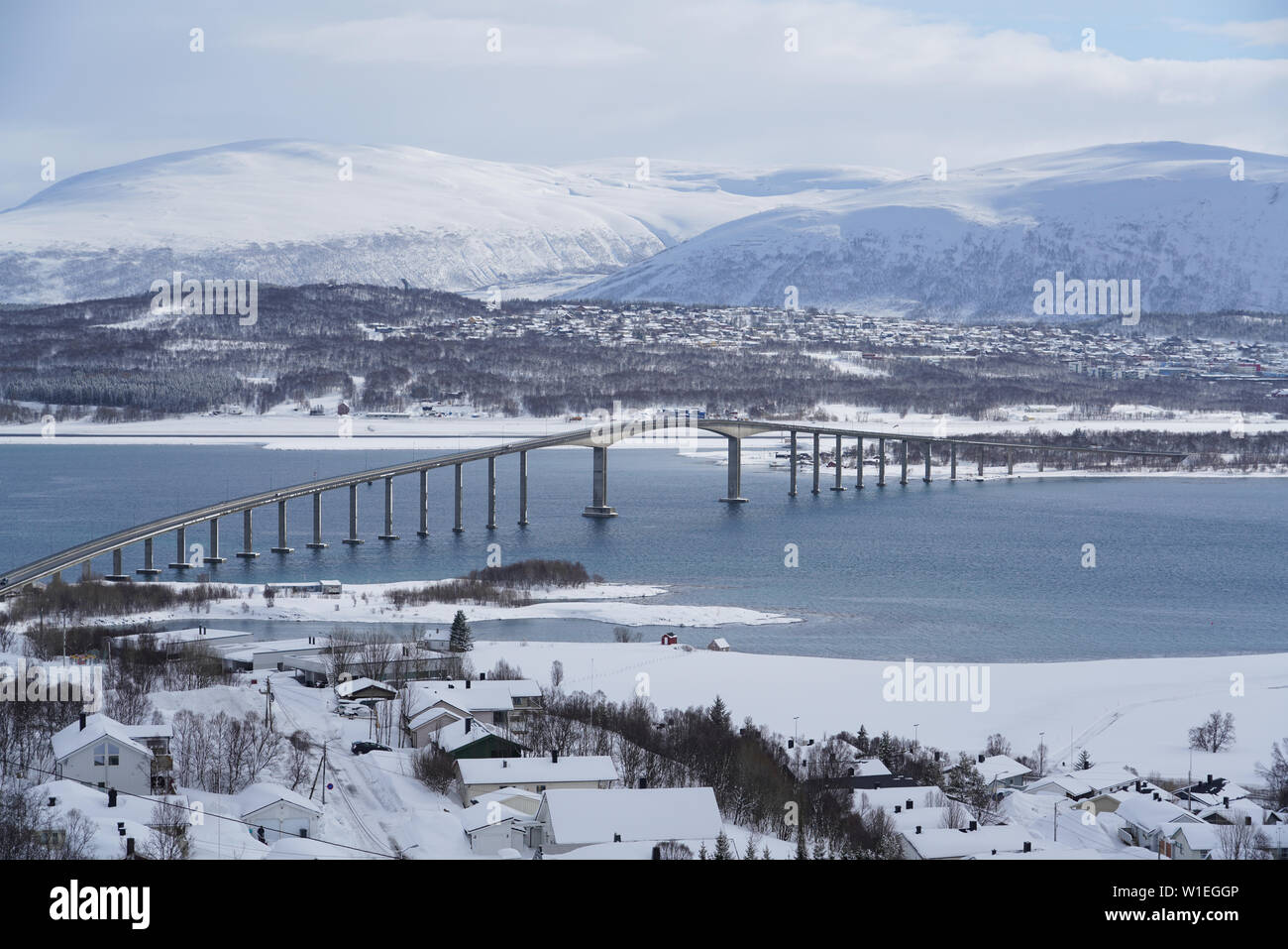 Tromso et son aéroport, Tromso, comté de Troms, Norvège, Scandinavie, Europe Banque D'Images